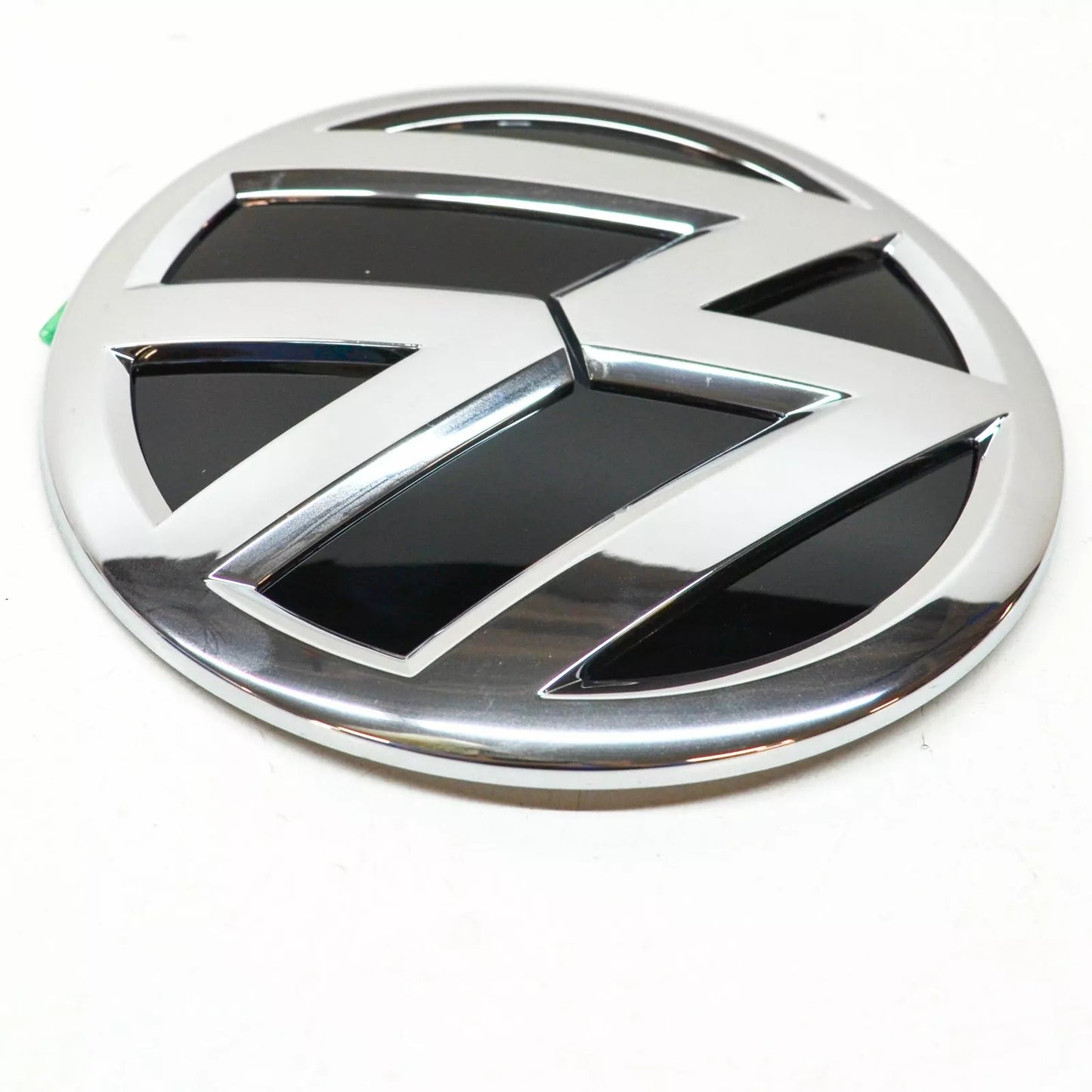 NEW VW TOUAREG 7P REAR LIFTGATE TAILGATE HATCH EMBLEM 7P6853630DFOD ORIGINAL