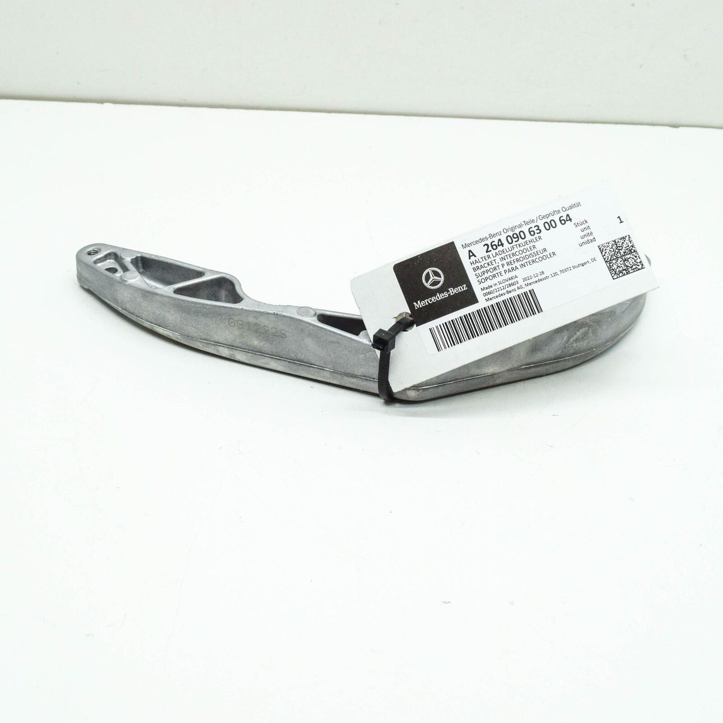 NEW MERCEDES-BENZ CLS C257 CHARGE AIR COOLER MOUNT BRACKET A2640906300 ORIGINAL