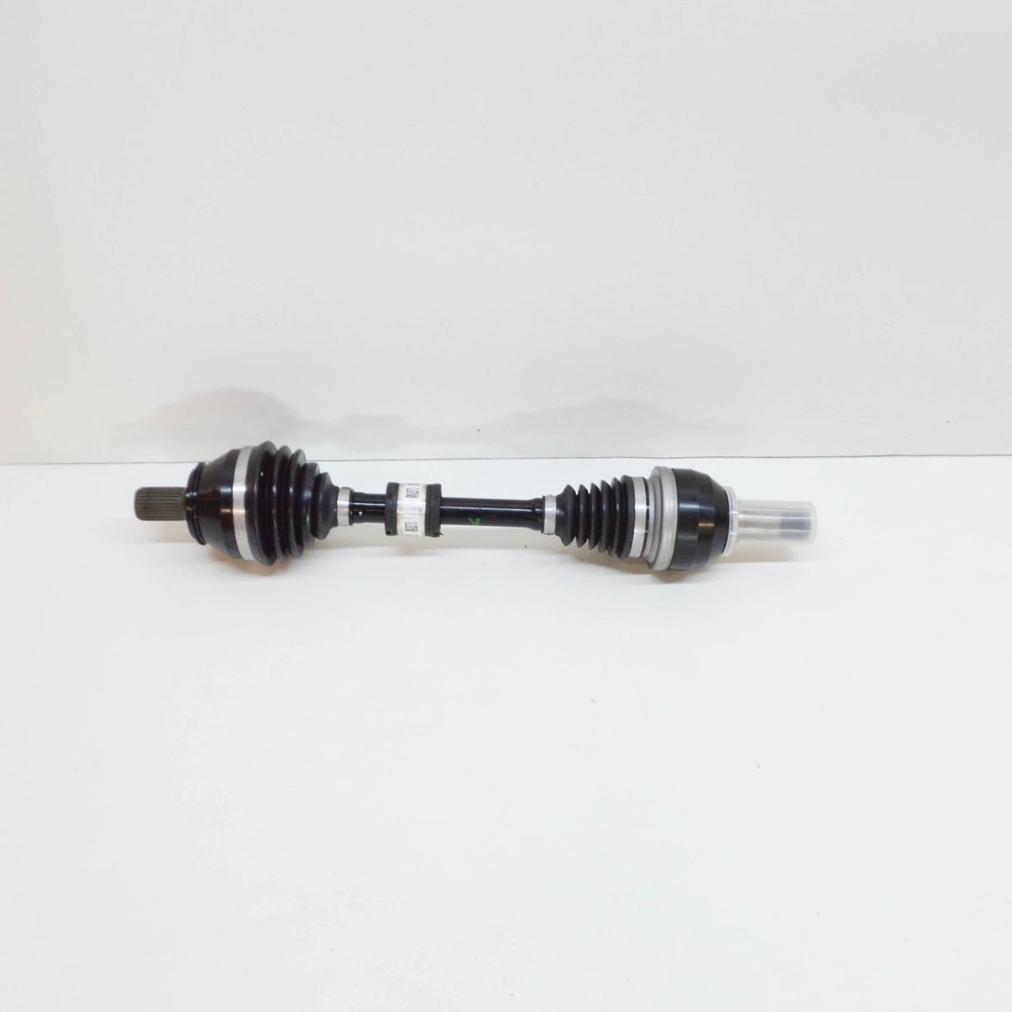NEW MERCEDES-BENZ GLB X247 FRONT LEFT SIDE SHAFT A1183306100 ORIGINAL