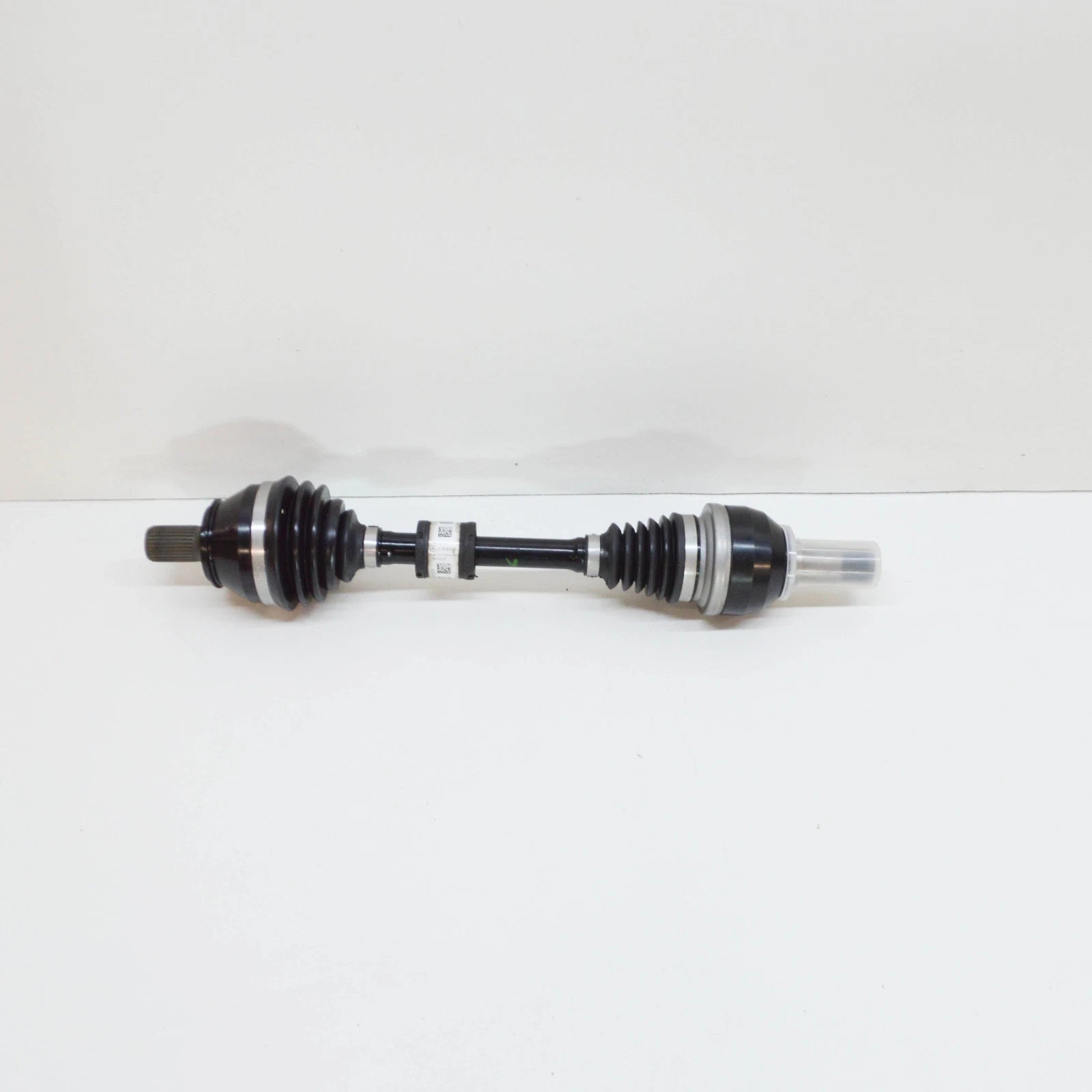 NEW MERCEDES-BENZ GLB X247 FRONT LEFT SIDE SHAFT A1183306100 ORIGINAL