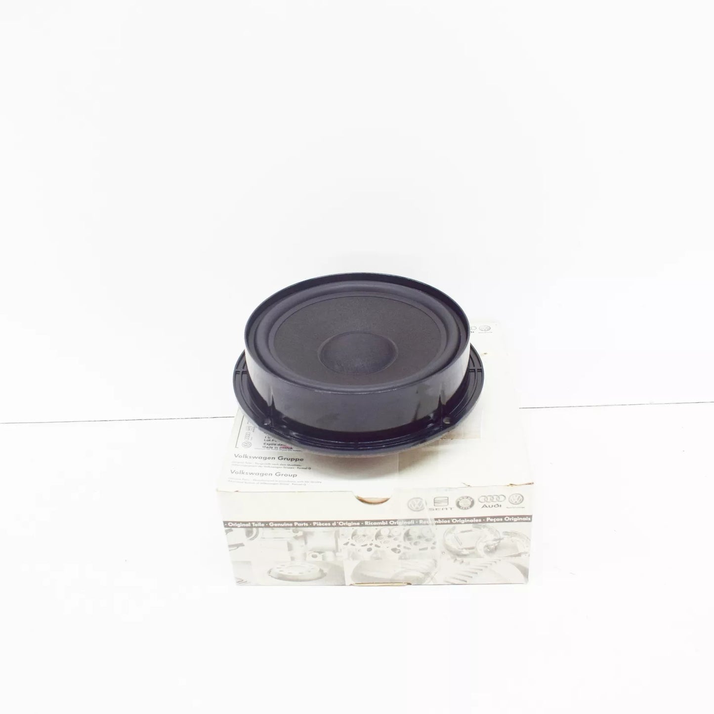 NEW VOLKSWAGEN TOURAN 1T DOOR BASS LOUDSPEAKER 1T0035453