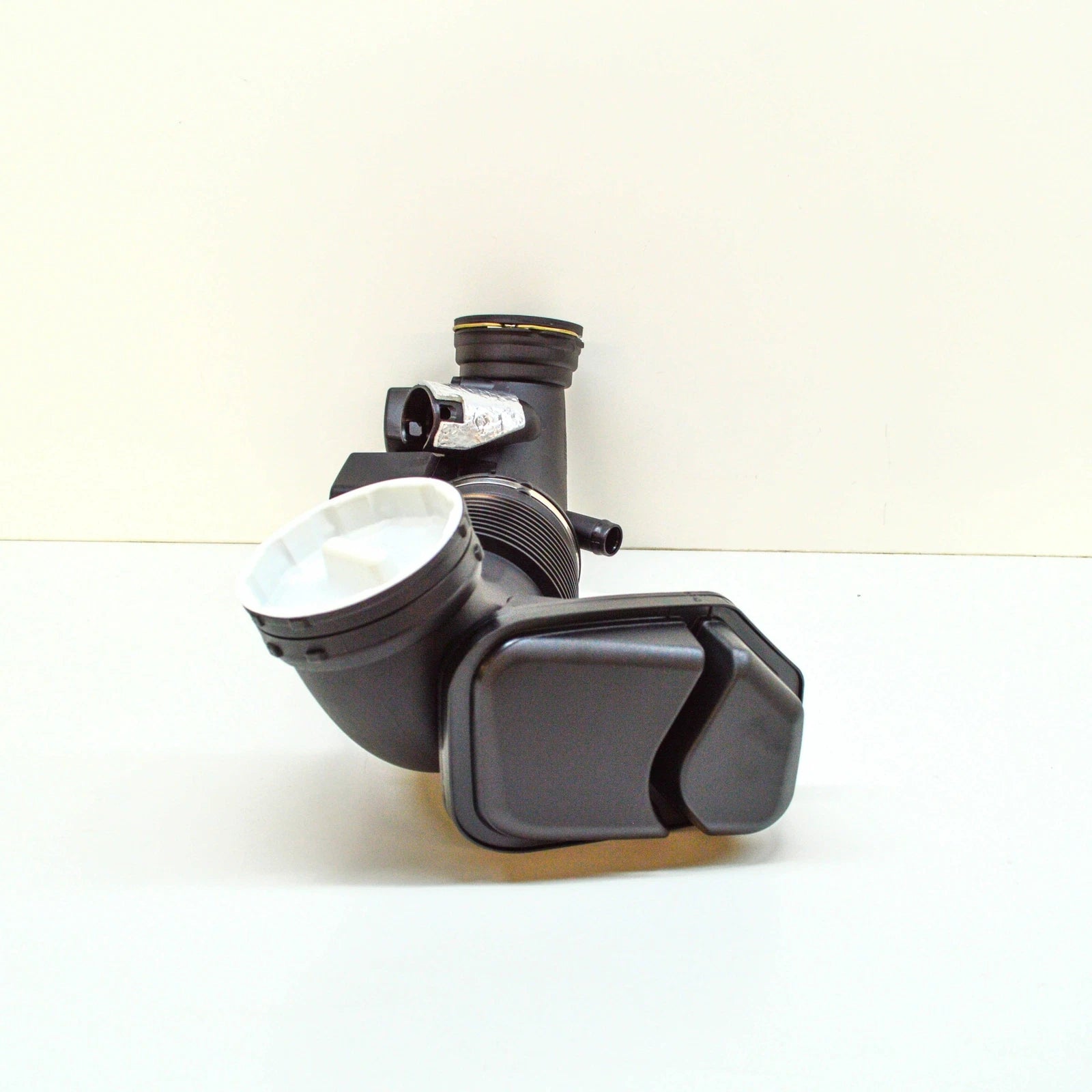 NEW BMW 3 GRAN TURISMO F34 FRONT ENGINE AIR INTAKE DUCT 13718601682 ORIGINAL