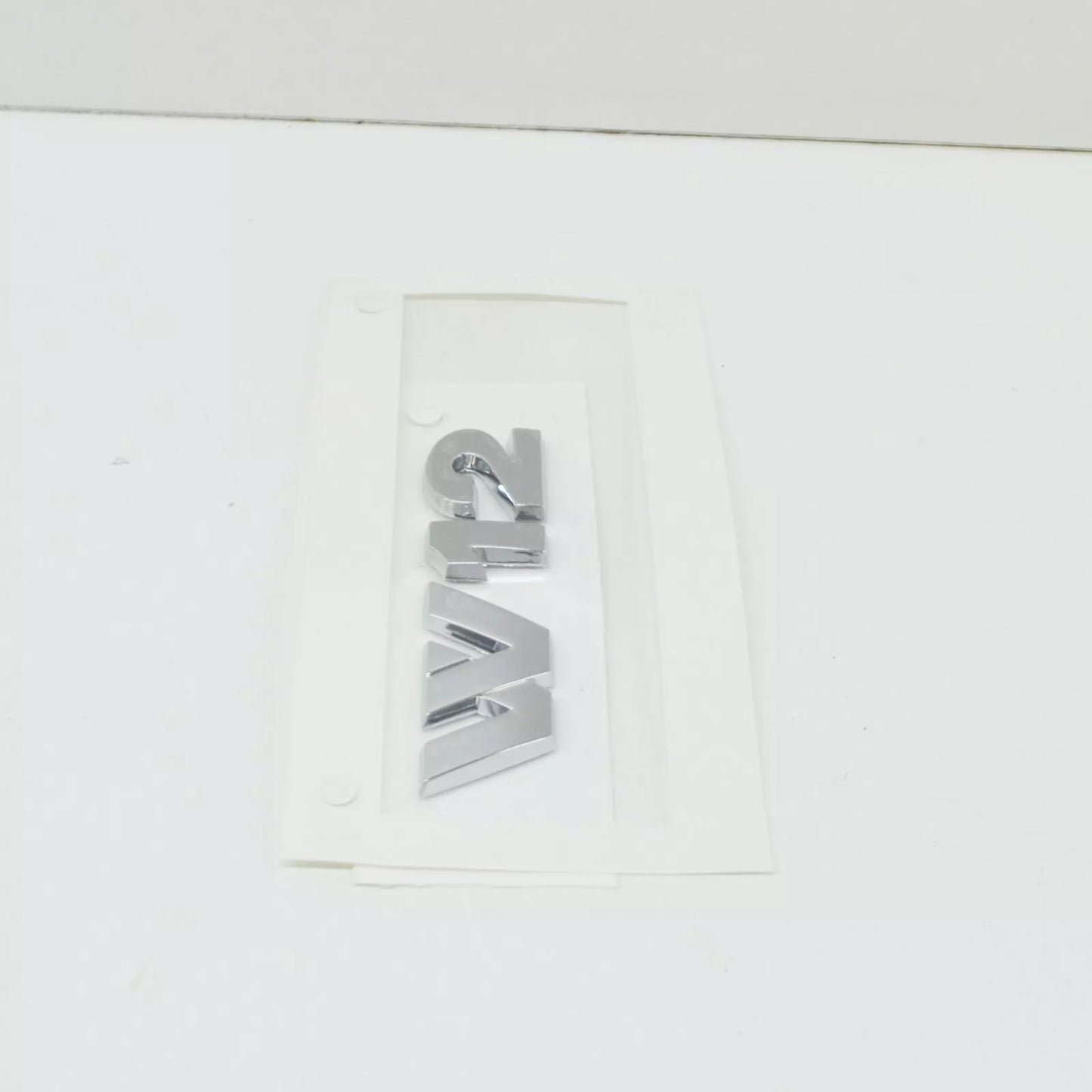 NEW VOLKSWAGEN PHAETON 3D CHROME W12 INSCRIPTION 3D0853675S739