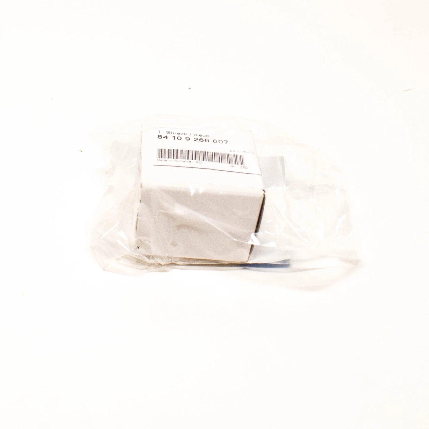 NEW BMW 2 F45 USB AUX-IN SOCKET 84109266607 9266607 ORIGINAL