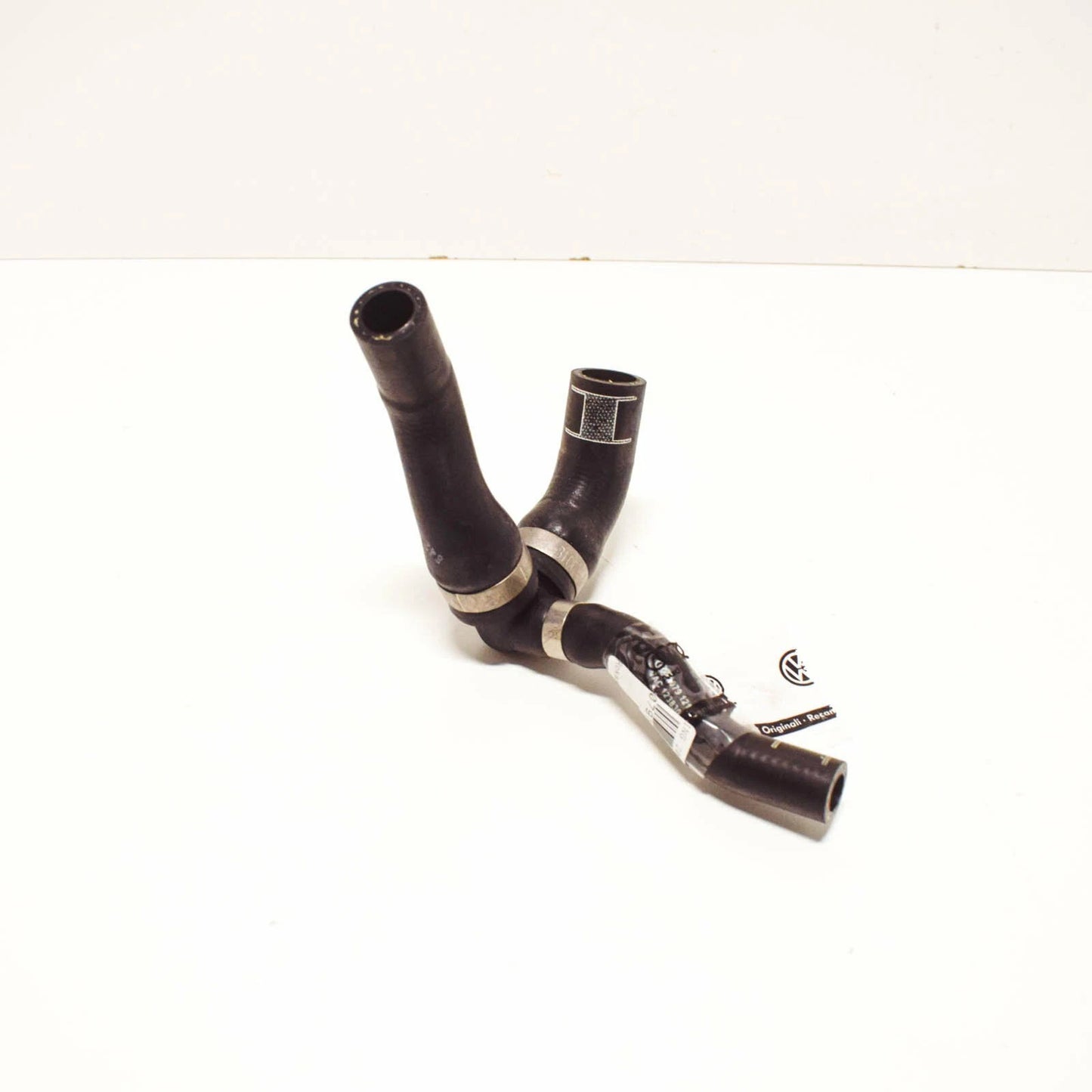 NEW AUDI A8 4H ENGINE COOLANT HOSE PIPE 079121448