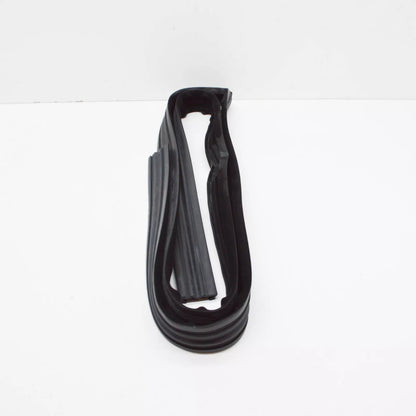 NEW BMW 5 E28 FRONT RIGHT DOOR SEALING RUBBER 51321889788 1889788 1982 ORIGINAL