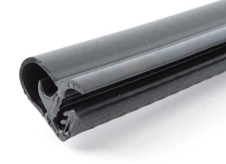 NEW AUDI A3 8P FRONT ENGINE HOOD SEAL 8P0823731B ORIGINAL