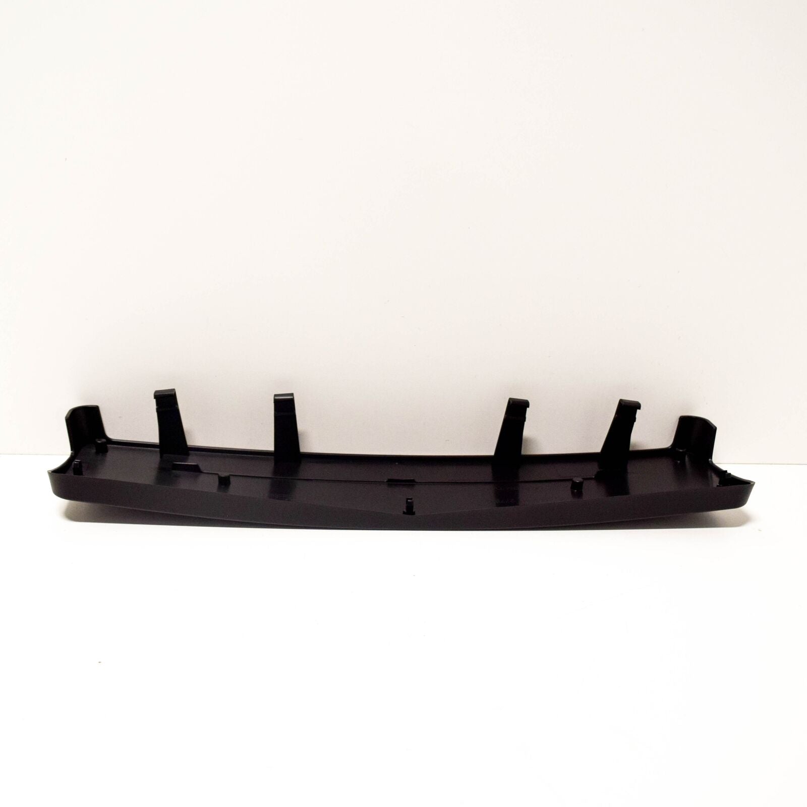 NEW MB C-CLASS W204 FRONT BUMPER LICENSE NUMBER PLATE A2048172778 2012 ORIGINAL