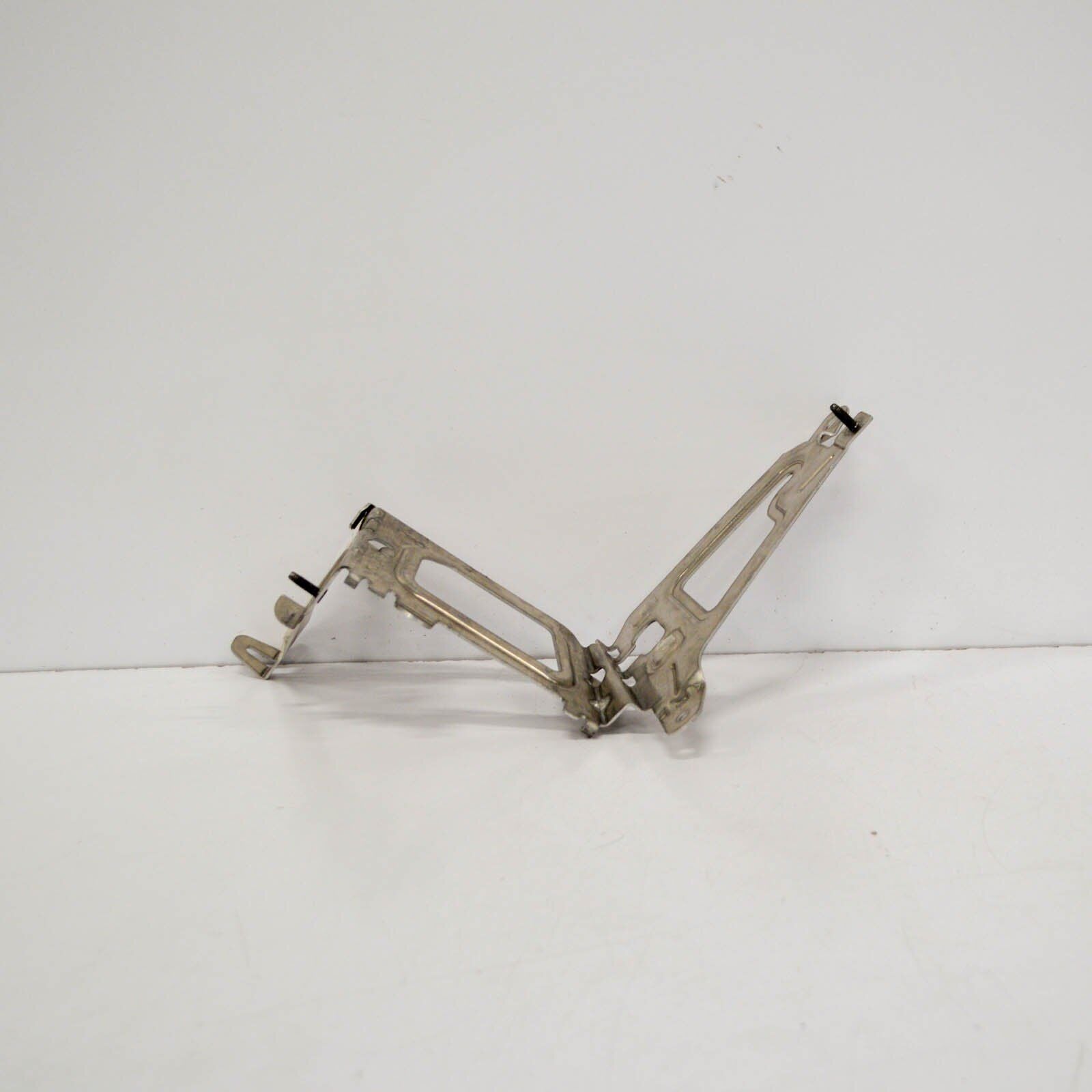 NEW MB C W205 ELECTRICAL MODULE BRACKET A2055451340 ORIGINAL