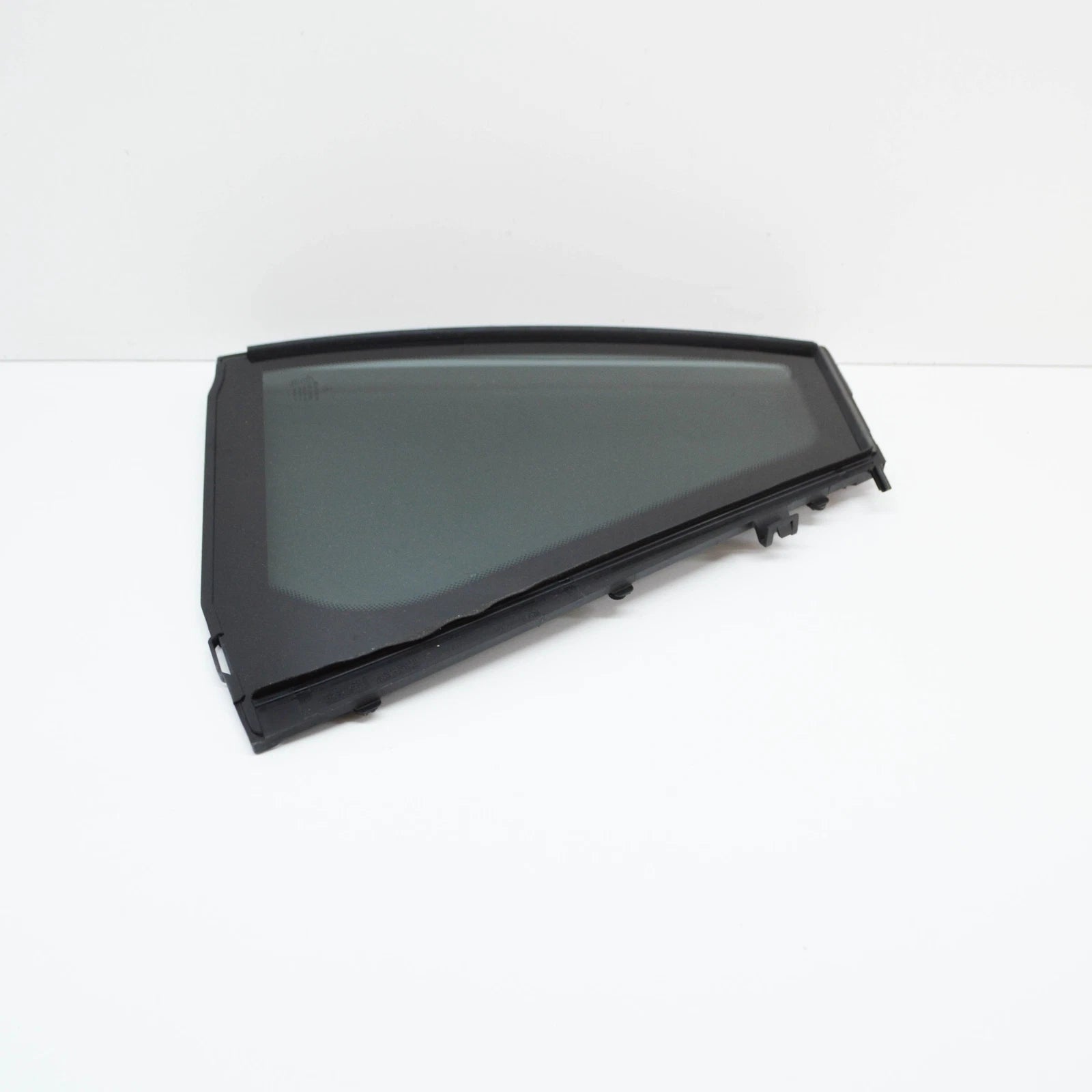 NEW MERCEDES-BENZ C-CLASS S204 REAR LEFT DOOR WINDOW A2047301755