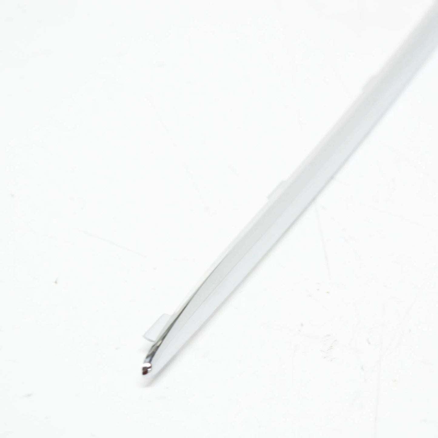 NEW MB CLK C209 FRONT LEFT BUMPER CHROME MOULDING AVANTGARDE A2098850321