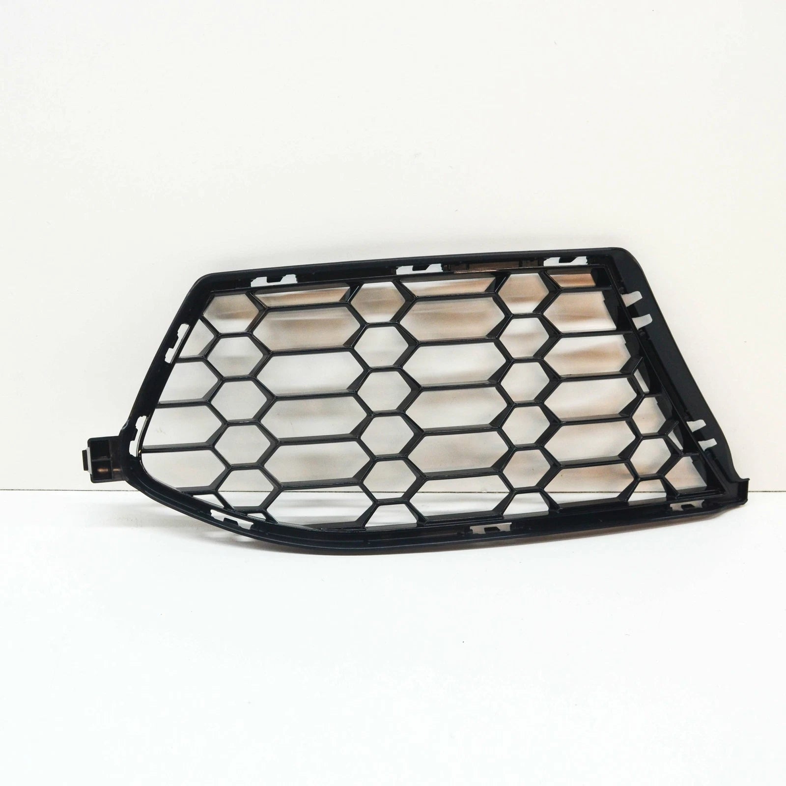 NEW BMW 4 COUPE G22 G82 M FRONT BUMPER RIGHT AIR GRILLE 51118069440 ORIGINAL