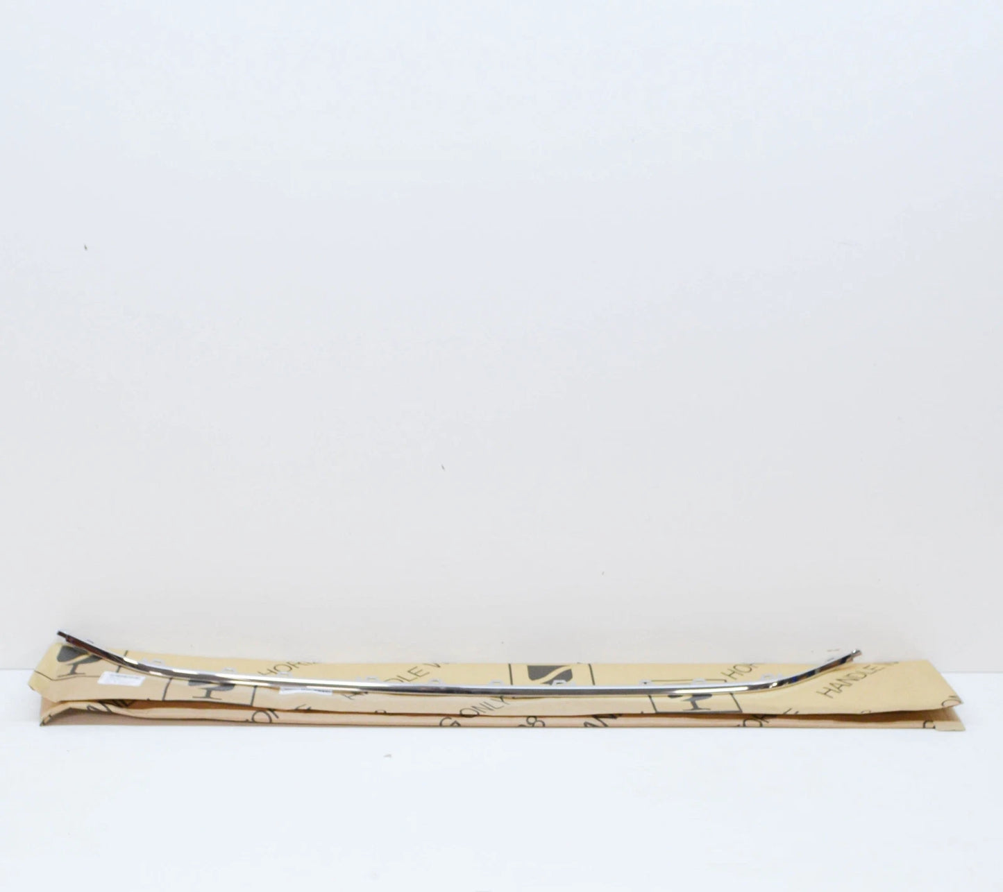 NEW VOLKSWAGEN PASSAT B8 FRONT BUMPER CENTER TRIM 3G0853245A2ZZ ORIGINAL