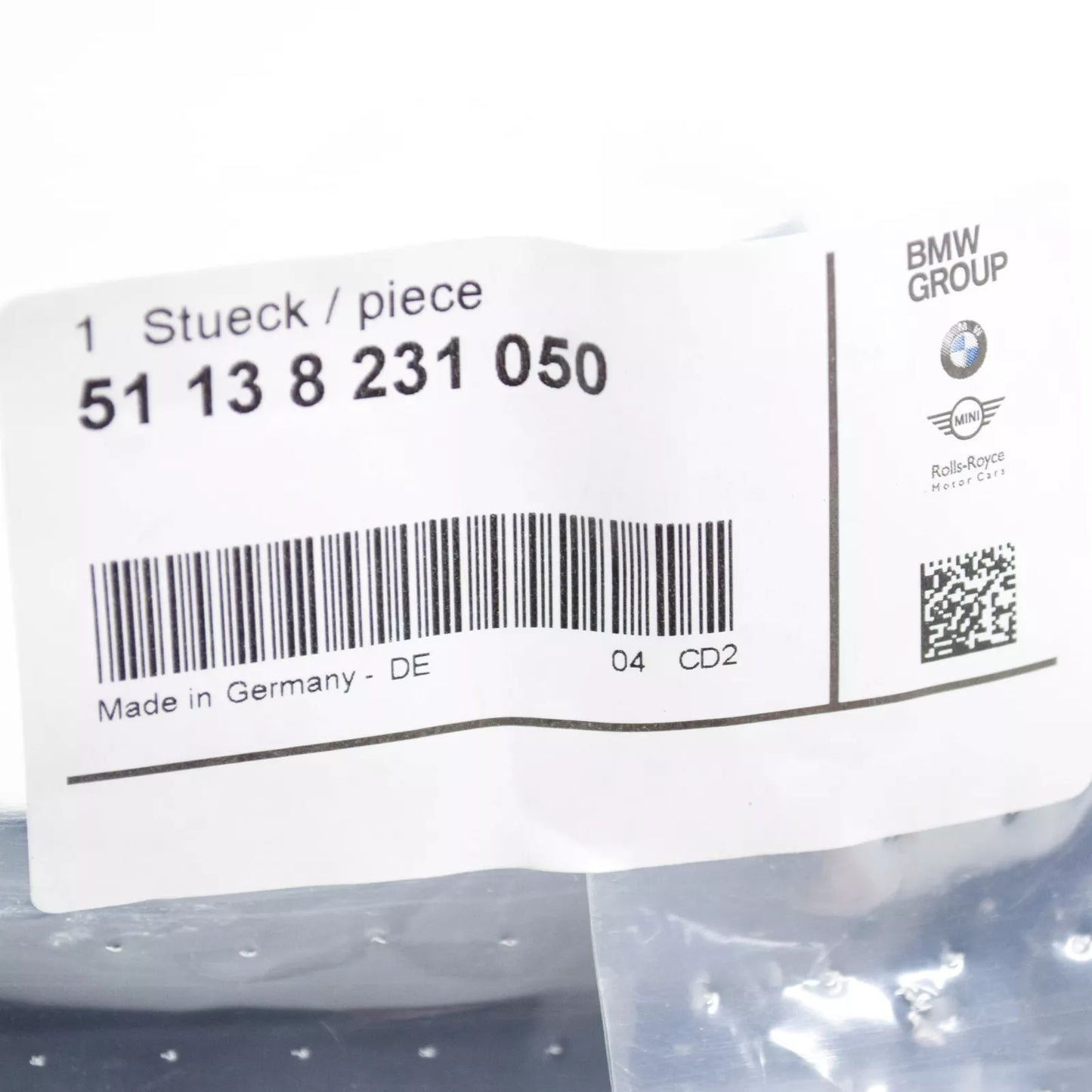 NEW BMW 3 E46 FRONT BUMPER LOWER GRILLE COVER TRIM 51138231050 ORIGINAL