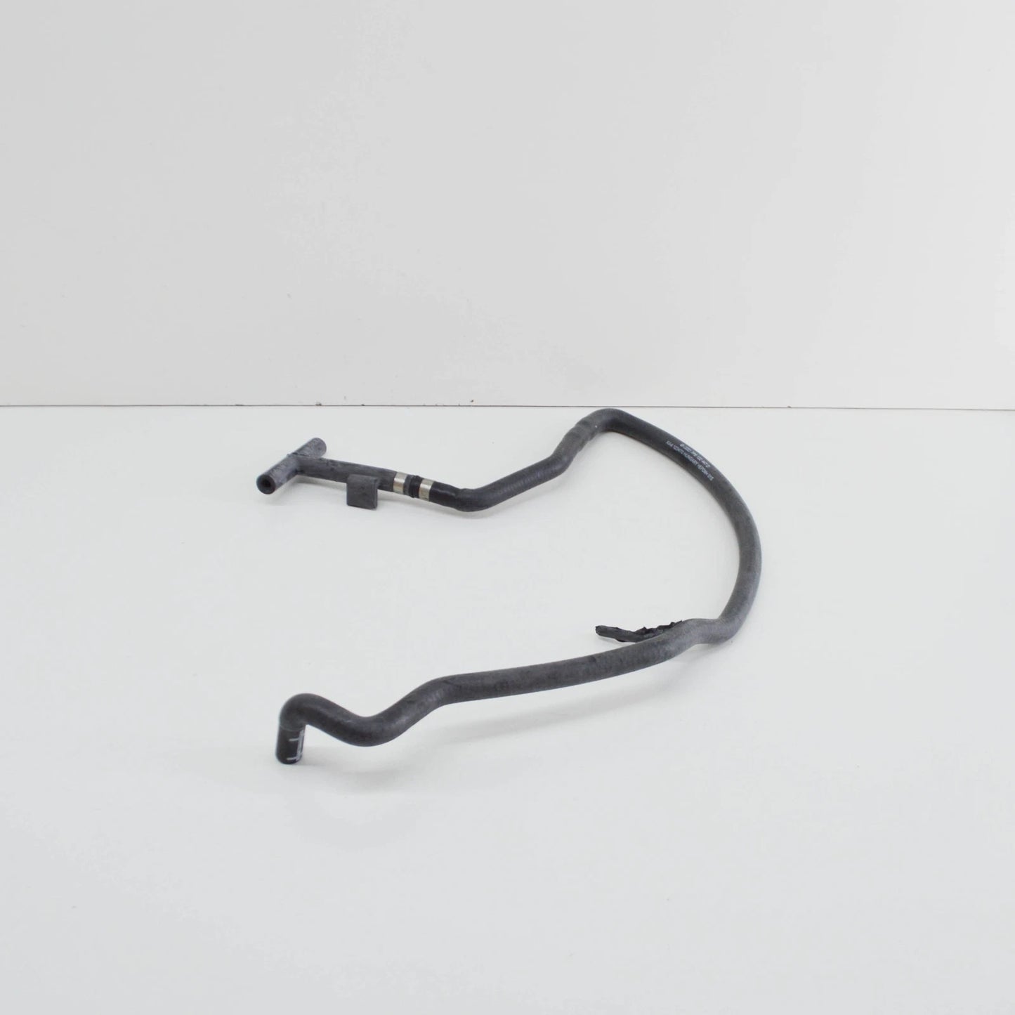 NEW VW TOUAREG 7P ENGINE COOLANT HOSE 7P6122447D ORIGINAL
