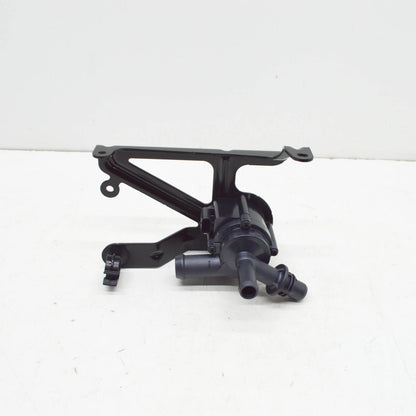 NEW BMW 1 F20 ADDITIONAL WATER PUMP 11515A36585 ORIGINAL