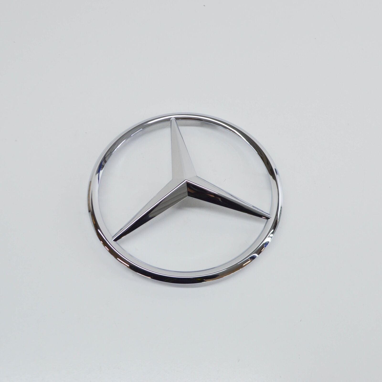 NEW MERCEDES-BENZ CL C215 SILVER RADIATOR GRILLE STAR BADGE EMBLEM A2158880186