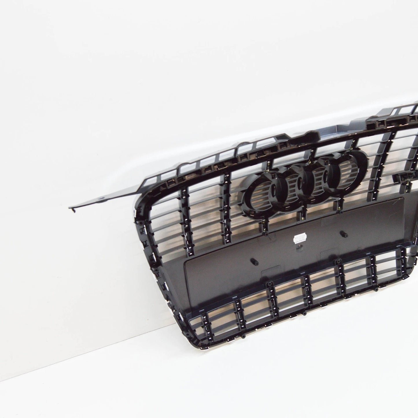 NEW AUDI A3 8P7 S FRONT BUMPER RADIATOR GRILLE 8P0853651A 1RR