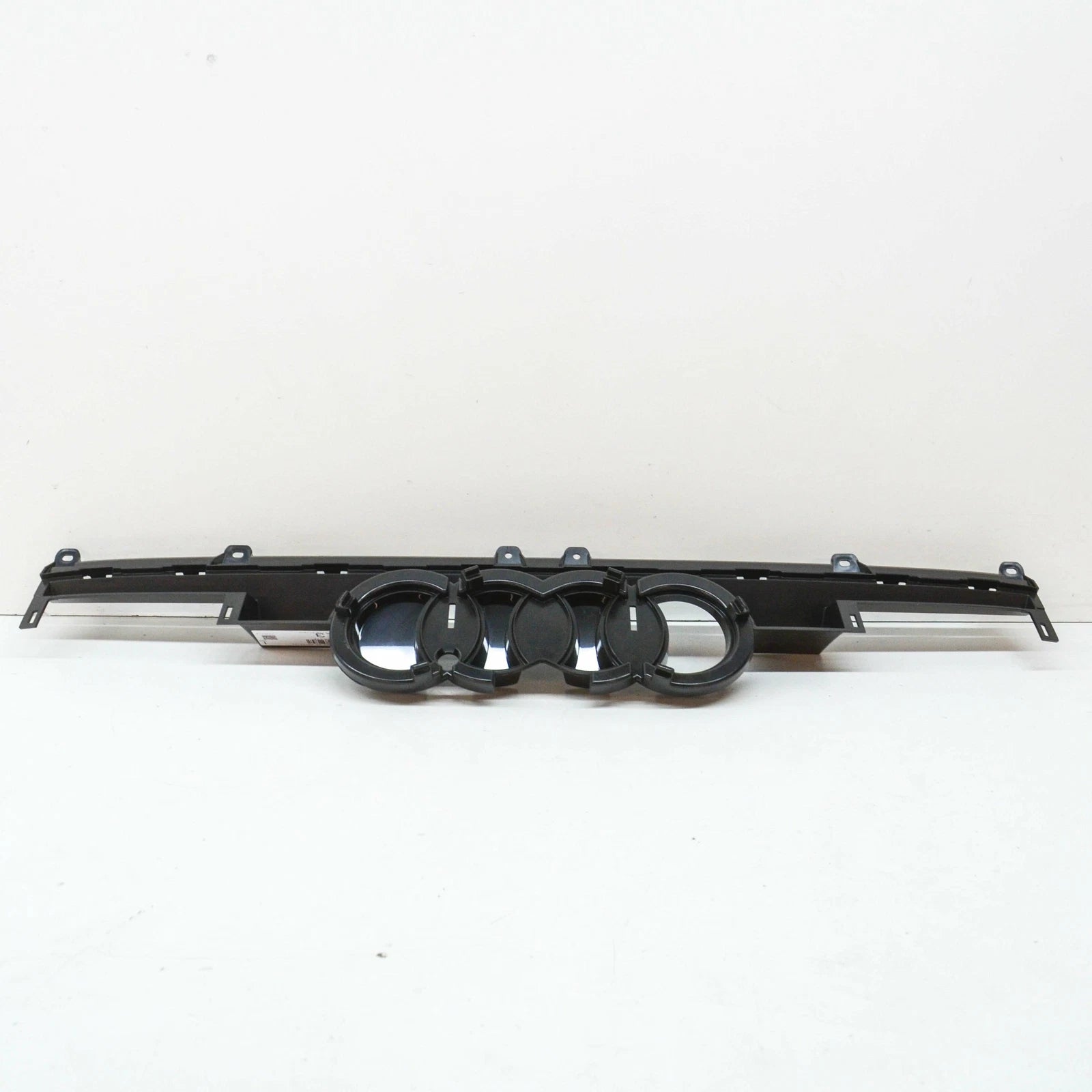 NEW AUDI Q7 4M FRONT BUMPER RADIATOR GRILLE BRACKET 4M0853037F