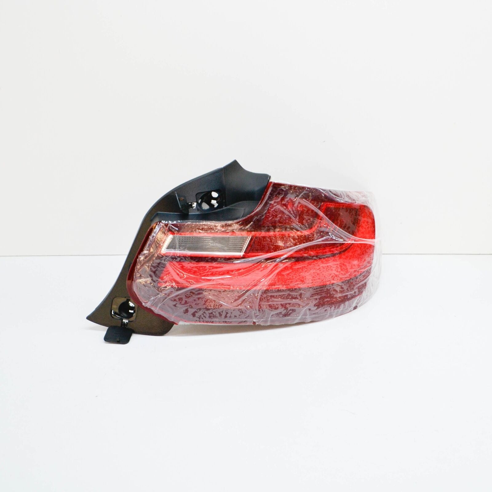 new bmw 2 f22 rear right taillight 63217295428 7295428 original