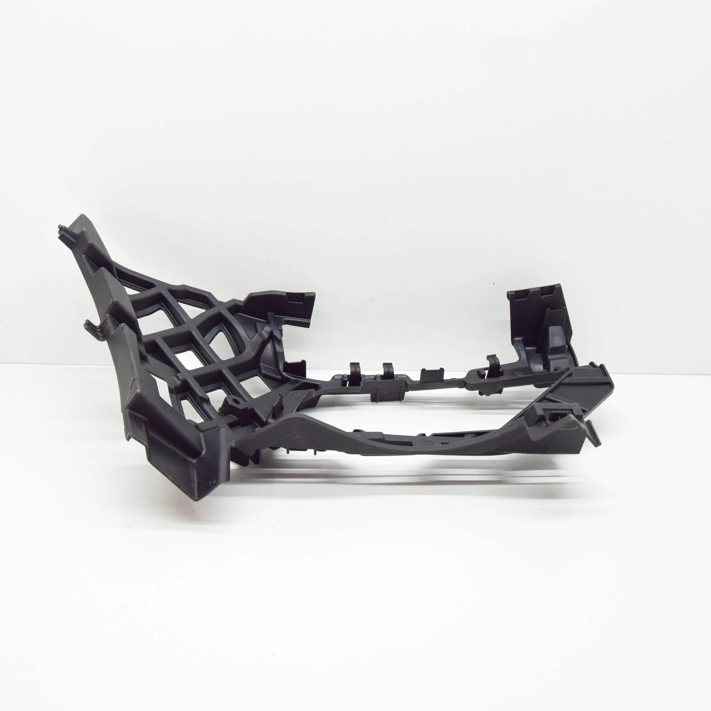 NEW VOLKSWAGEN TIGUAN AD FRONT BUMPER LEFT SUPPORT TRIM 5NA807723A ORIGINAL