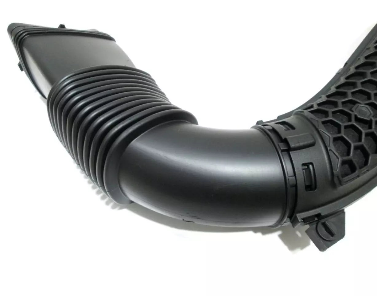 NEW MERCEDES-BENZ C C205 ENGINE AIR INTAKE HOSE A2740901800 ORIGINAL