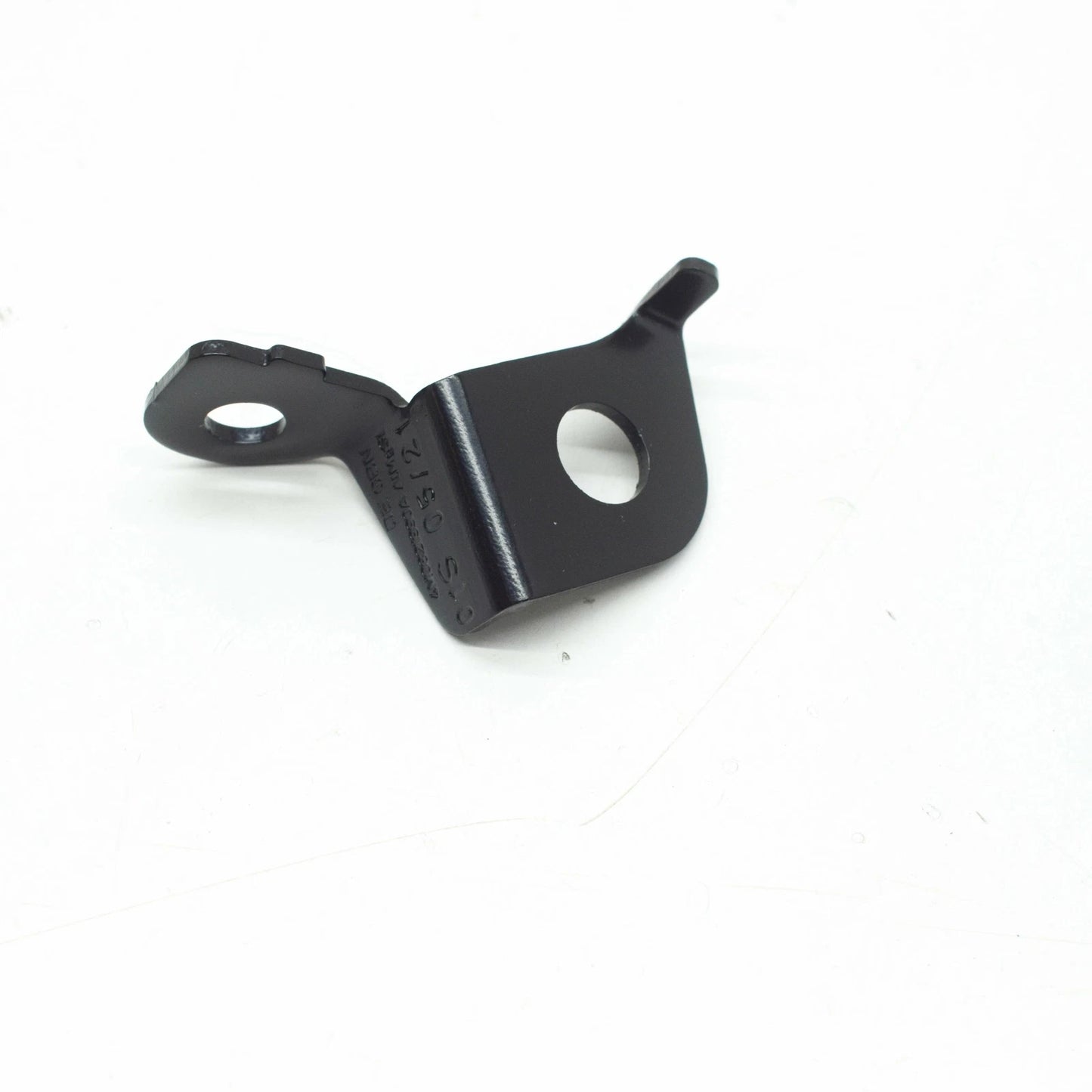 NEW AUDI Q7 4M FRONT RIGHT WHEEHOUSING LINER BRACKET 4M0821990A HE ORIGINAL