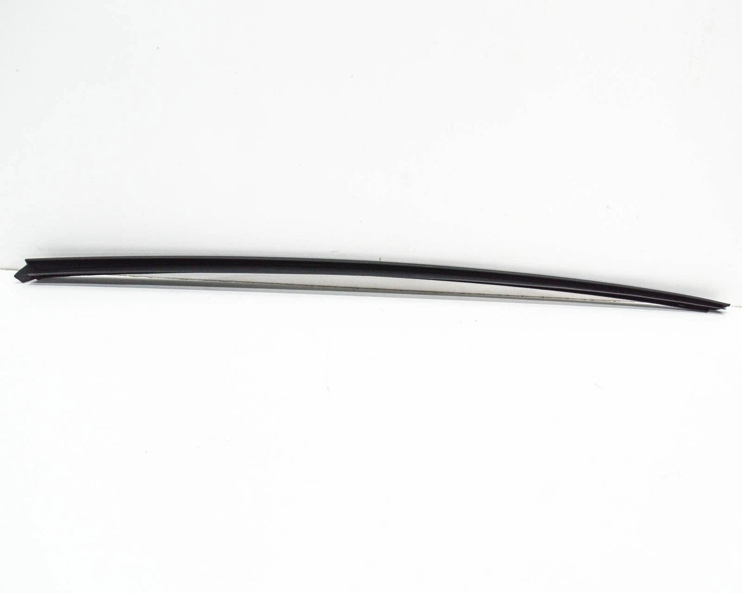 NEW AUDI A6 C7 FRONT WINDSHIELD RIGHT WATER DEFLECTOR 4G0854328B01C ORIGINAL