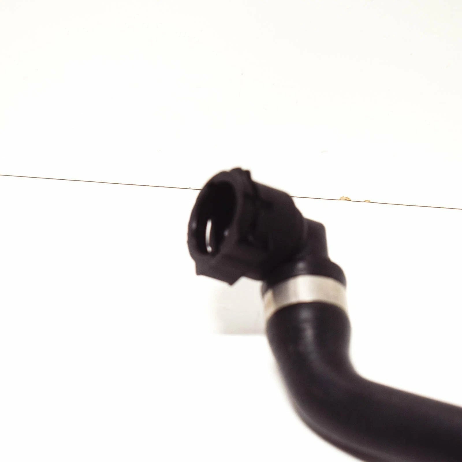 NEW BMW 3 F30 LEFT SIDE WATER RADIATOR HOSE 17127627101 7627101 2015 ORIGINAL