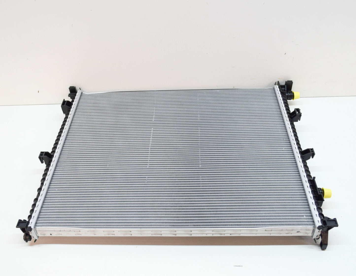 new bmw x5 g05 cooling radiator 5a3f245 17115a3f245 original