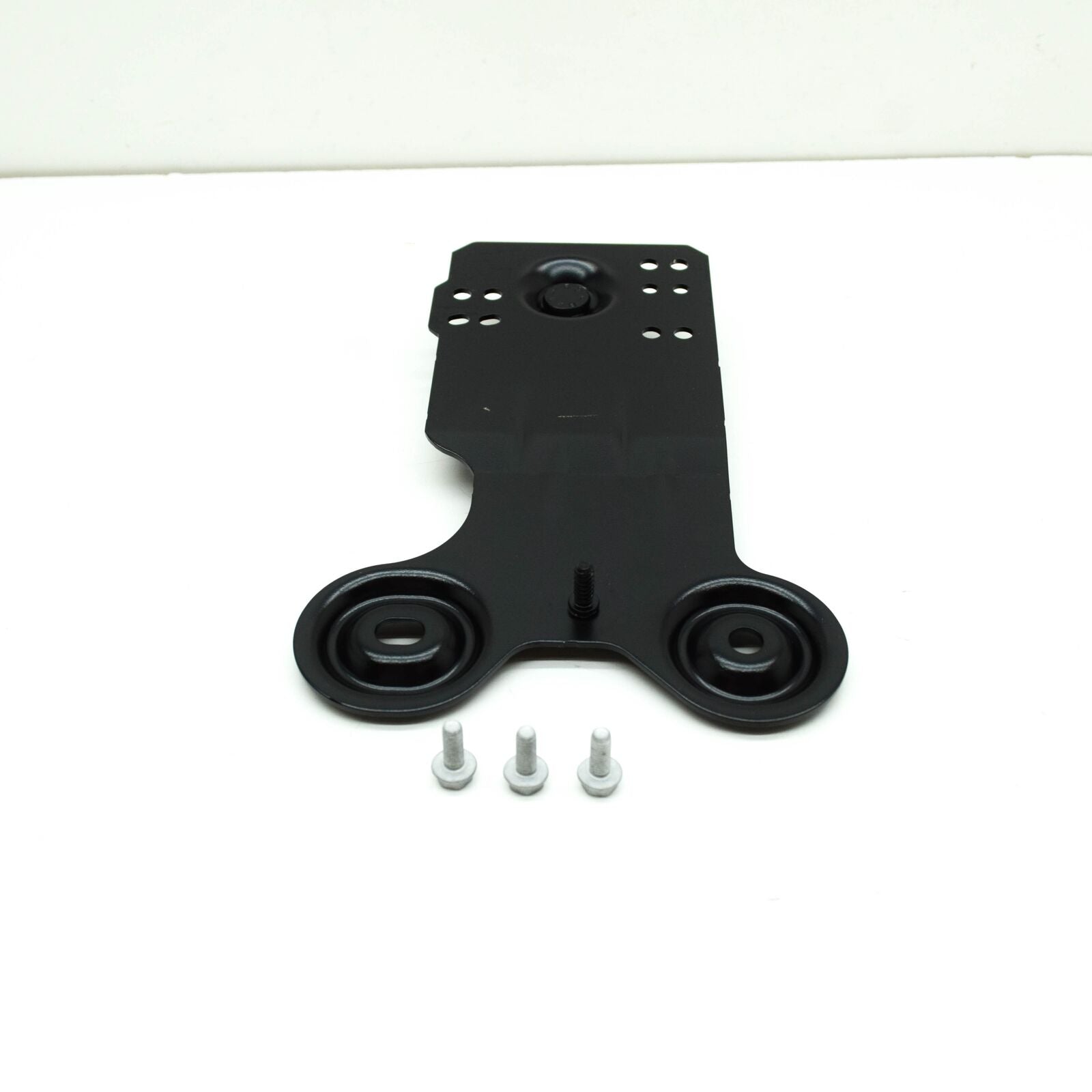 NEW VOLKSWAGEN PASSAT B8 3G HEATER BRACKET 5Q0898595B ORIGINAL