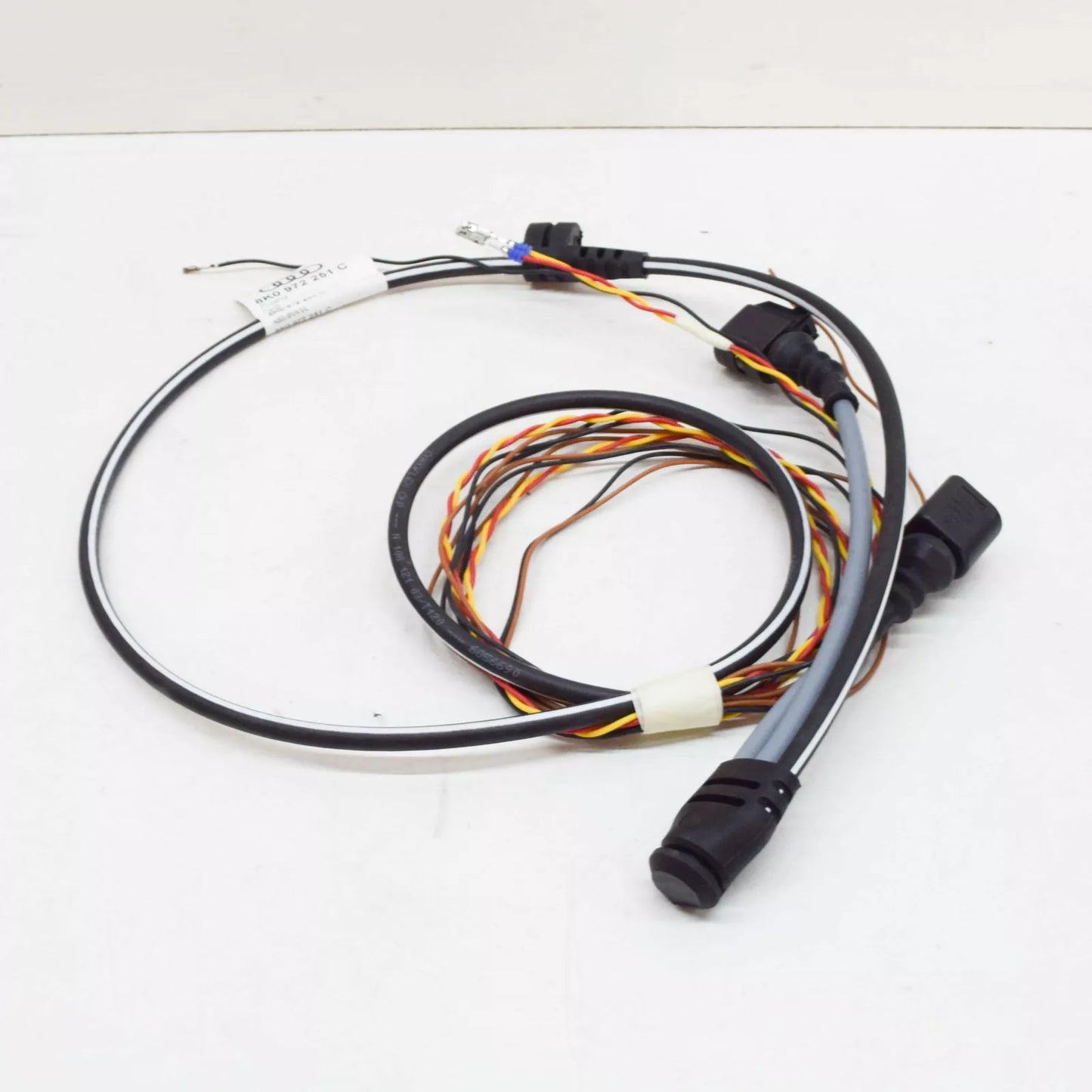 NEW AUDI A4 B8 FRONT LEFT SPEED SENSOR WIRING SET 8K0972251C