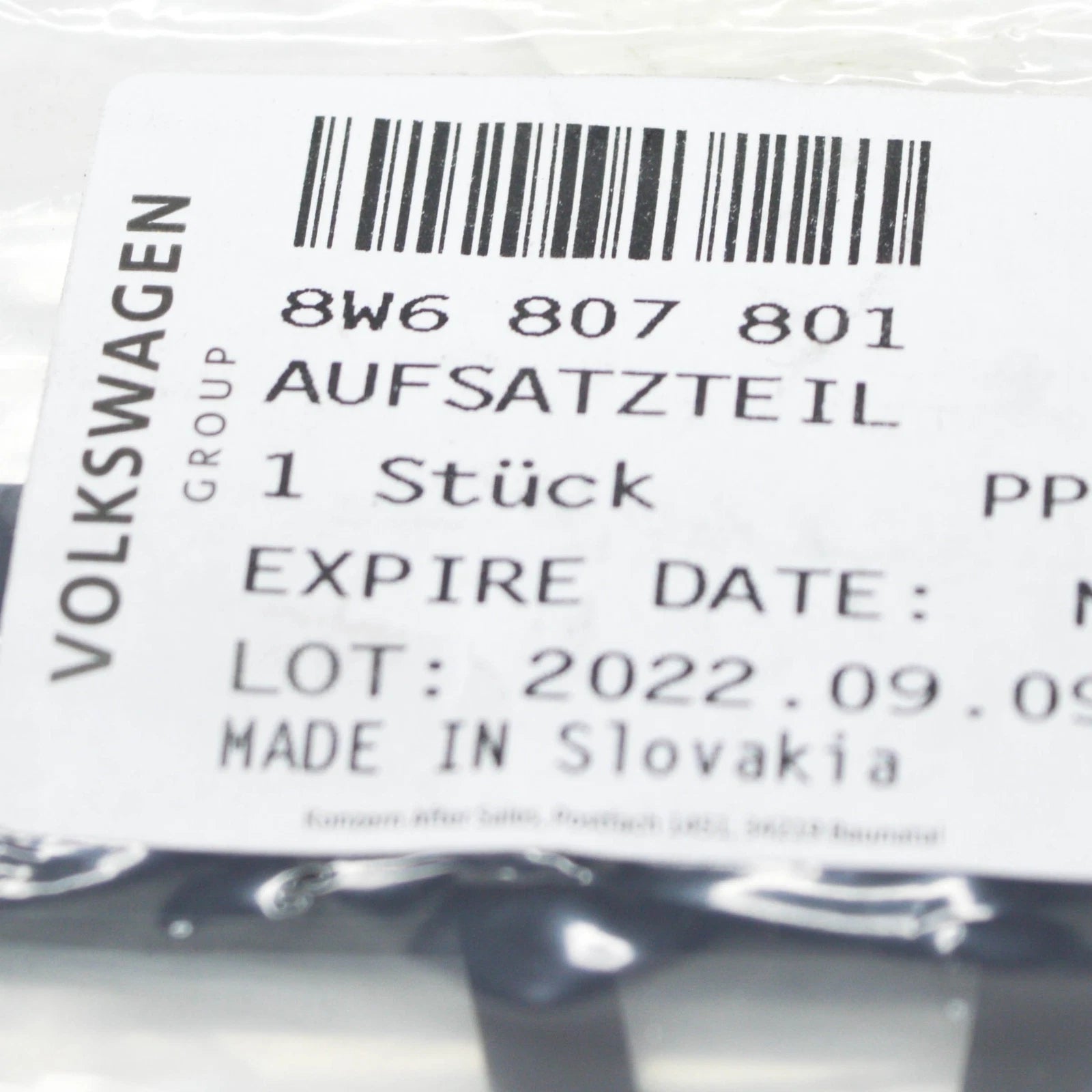 NEW AUDI RS5 8W6 FRONT LEFT UPPER GRILLE TRIM STRIP 8W6807801