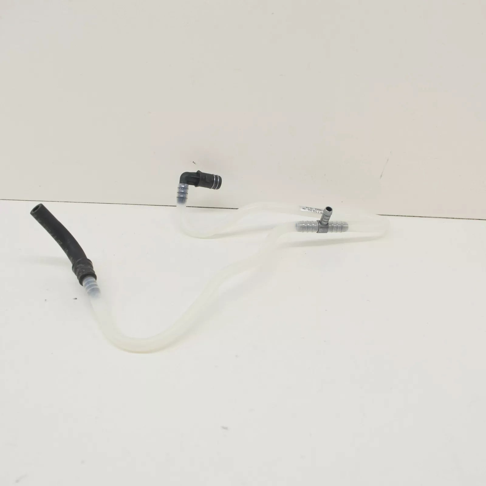 NEW BMW 5 E39 FUEL FEED LINE 13532248055 2248055 ORIGINAL