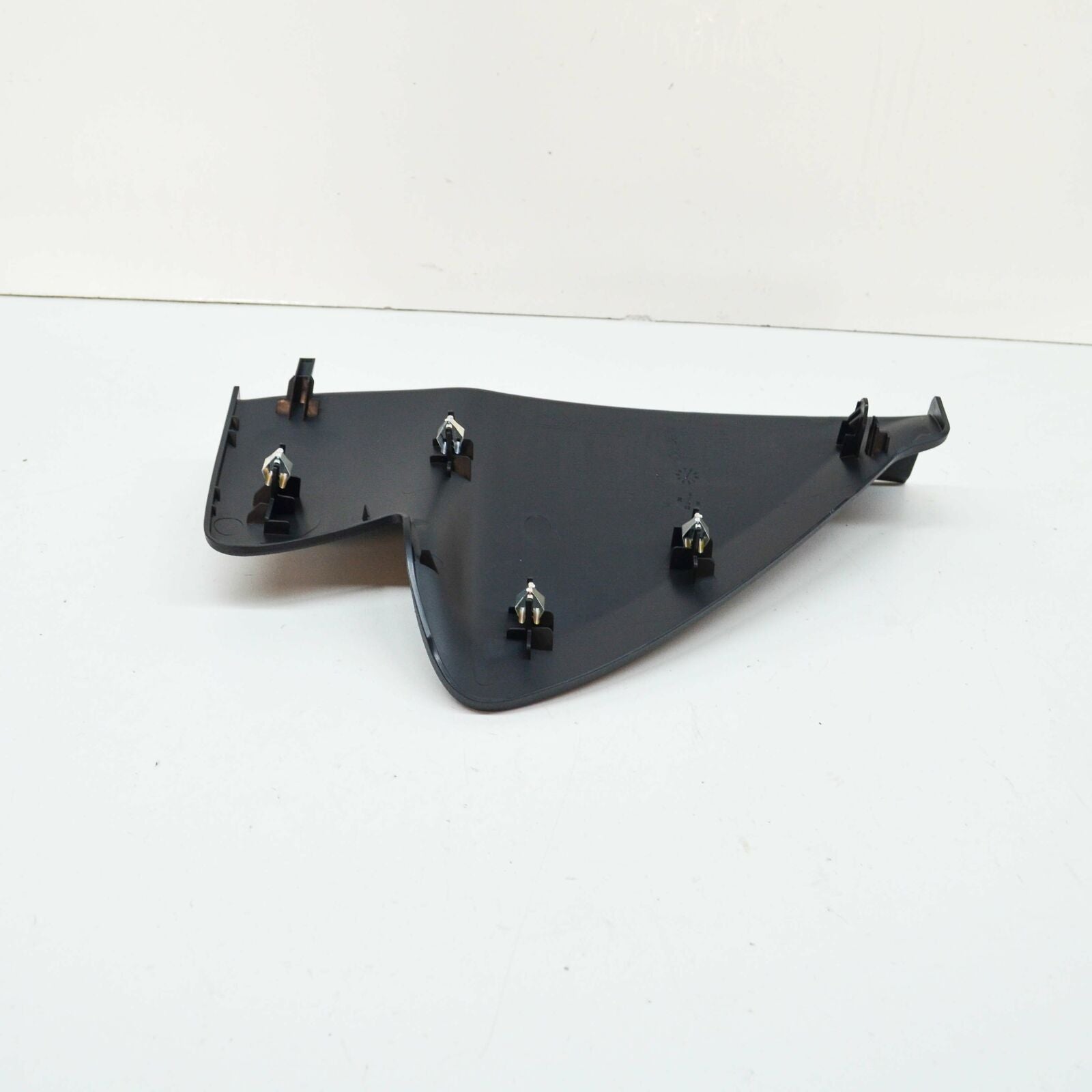 new mb a w177 front left dashboard end cover lhd a17768900009051 original