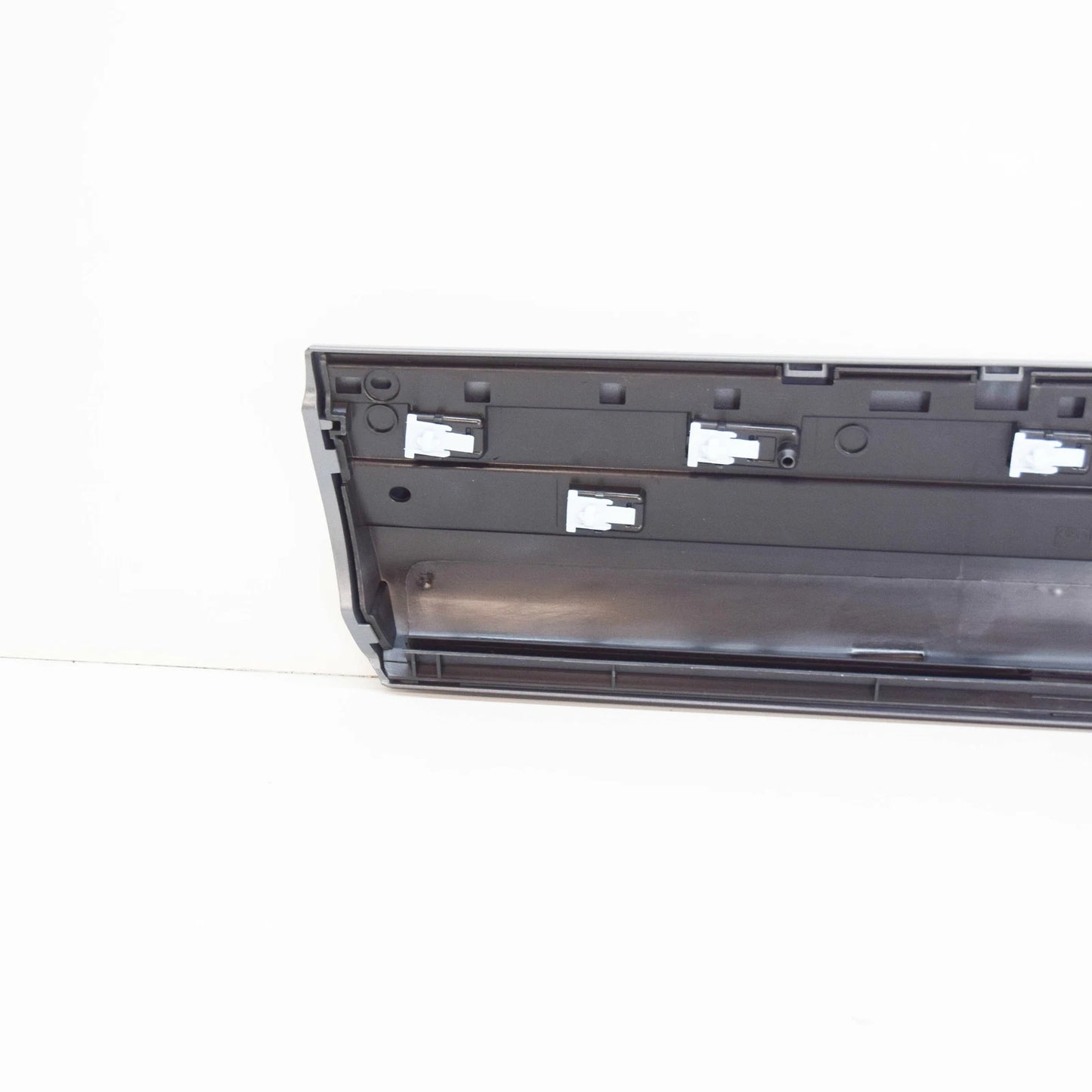 NEW AUDI Q7 4L FRONT RIGHT DOOR LOWER COVER 4L0853960H1RR
