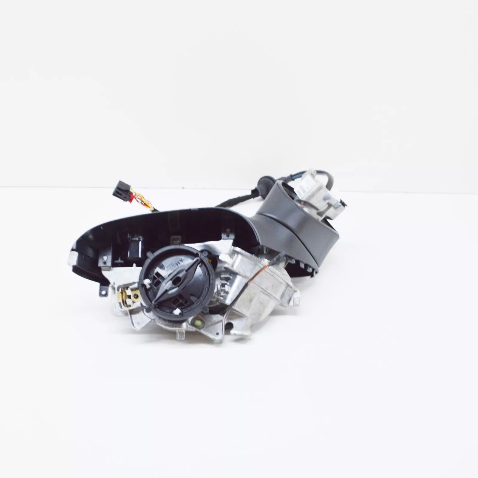 NEW VW TOUAREG 7P FRONT RIGHT DOOR MIRROR HOUSING LHD 7P6857508L9B9 ORIGINAL