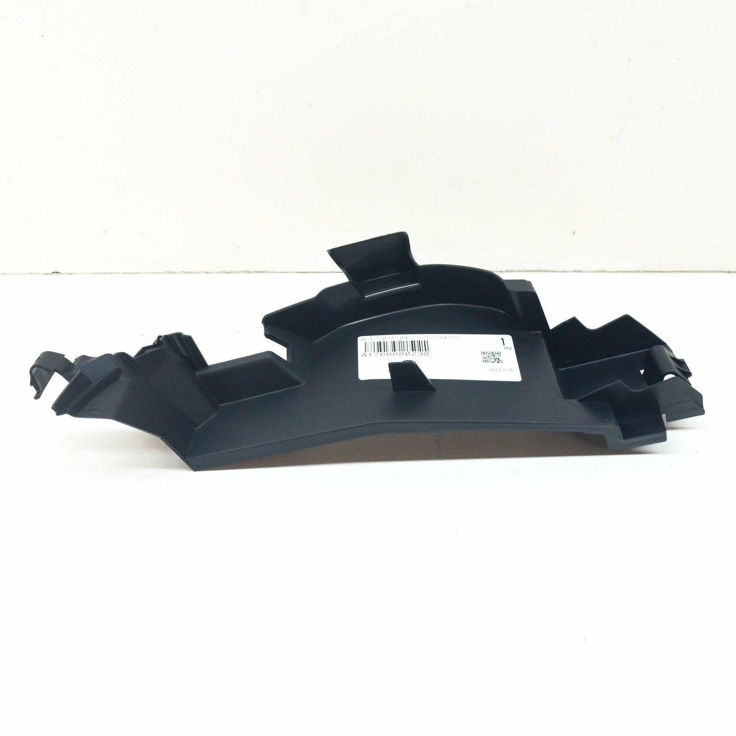 NEW MERCEDES-BENZ A W176 FRONT RIGHT AIR INLET GRILLE PLATE A1768880238 ORIGINAL