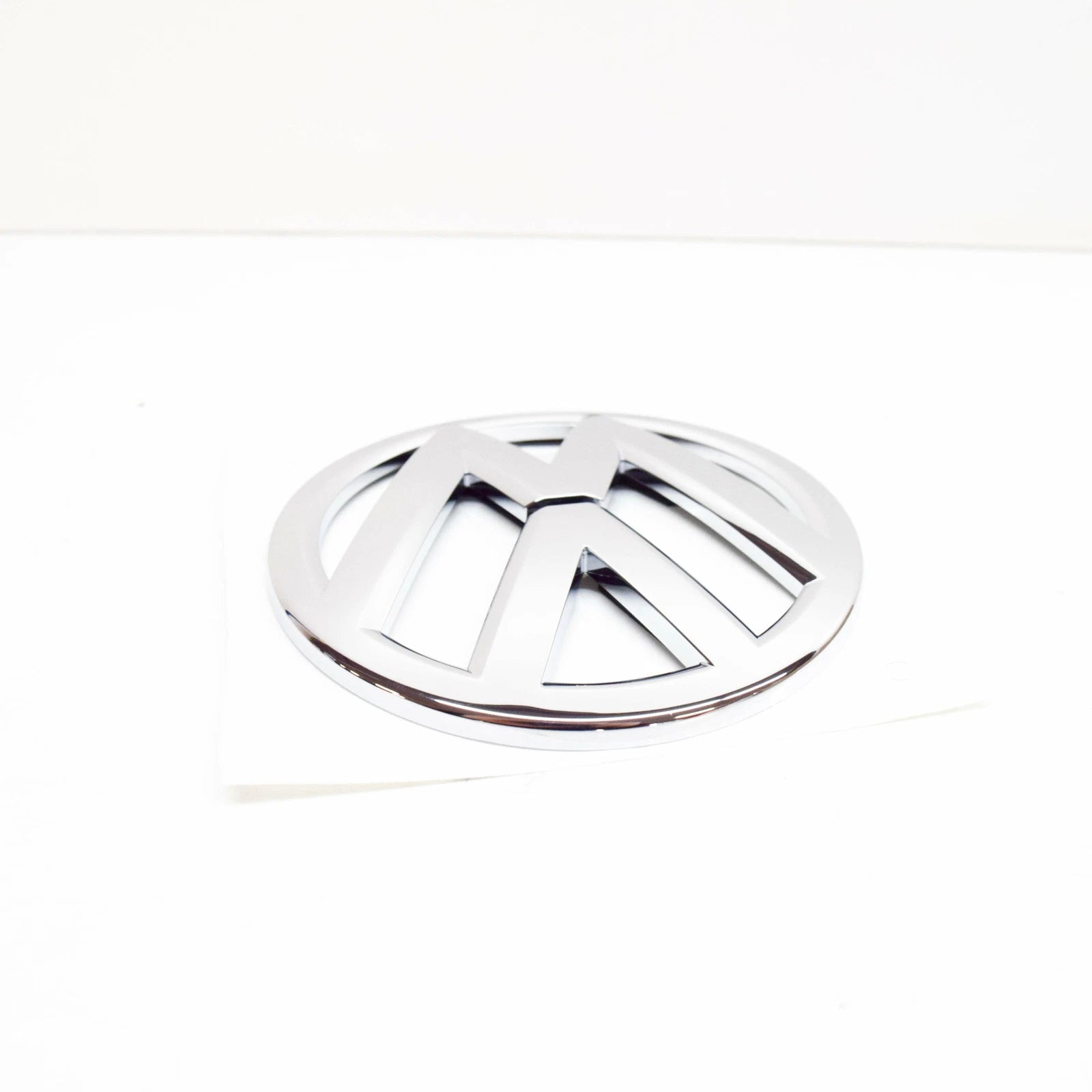 NEW VOLKSWAGEN SCIROCCO BONNET HOOD CHROME BADGE EMBLEM 1K8853600B739