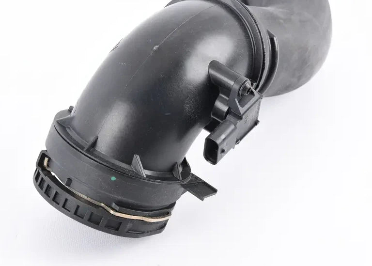 NEW BMW 1 F20 LEFT TURBOCHARGER INTERCOOLER PIPE 7597592 13717597592 ORIGINAL