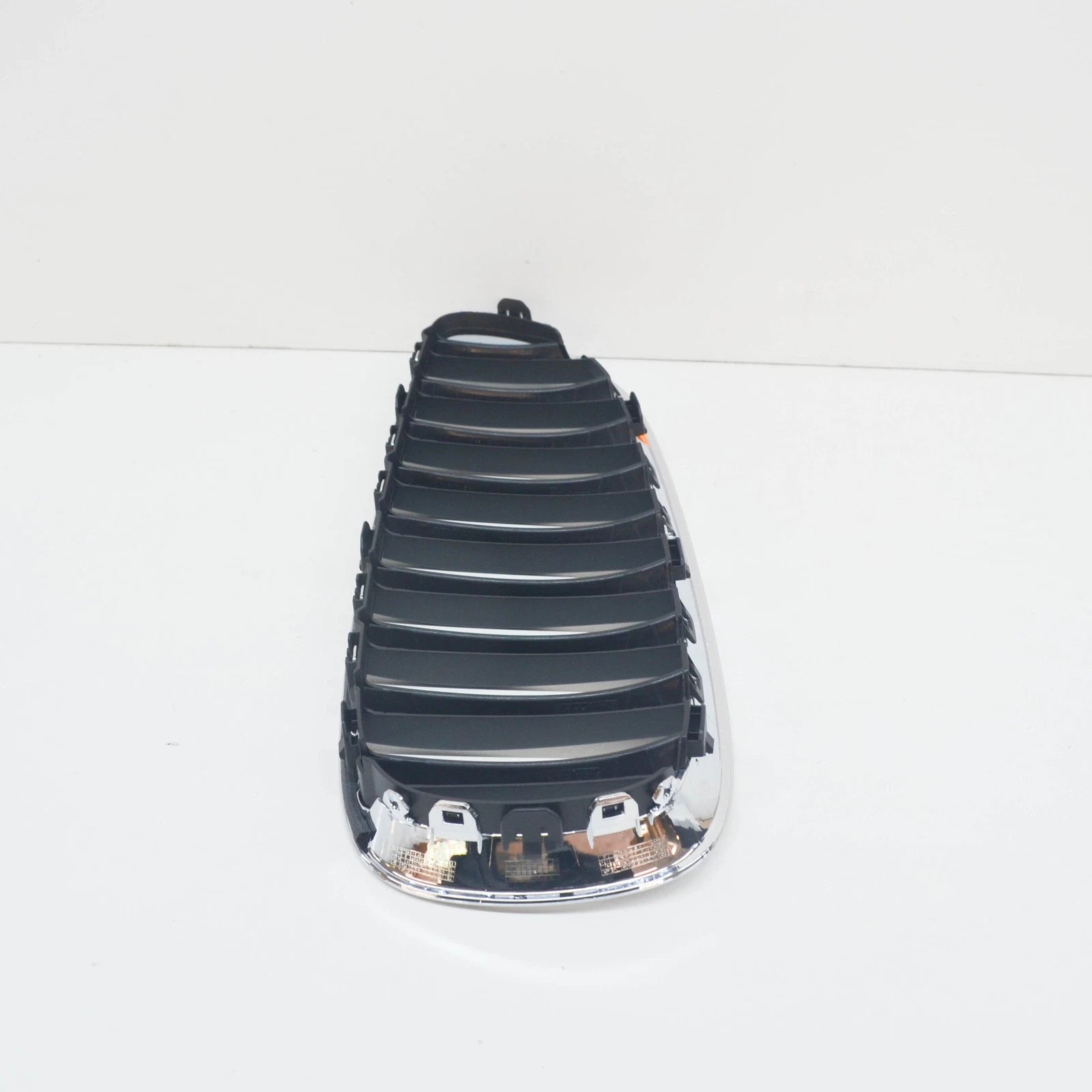 NEW BMW Z4 ROADSTER E89 FRONT RIGHT RADIATOR KIDNEY GRILLE 51137191510 ORIGINAL