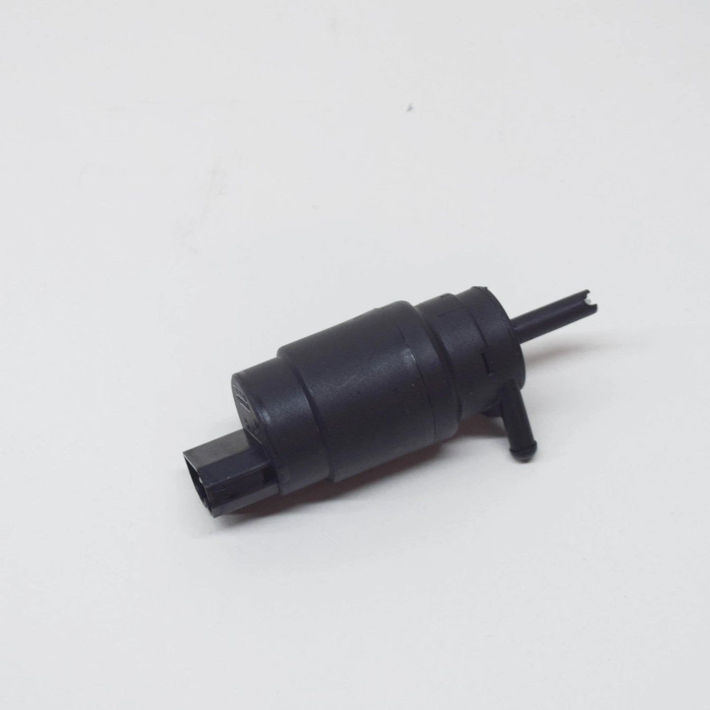 NEW BMW 3 E30 WATER PUMP 316 1.8L 66KW PETROL 61661377830 ORIGINAL