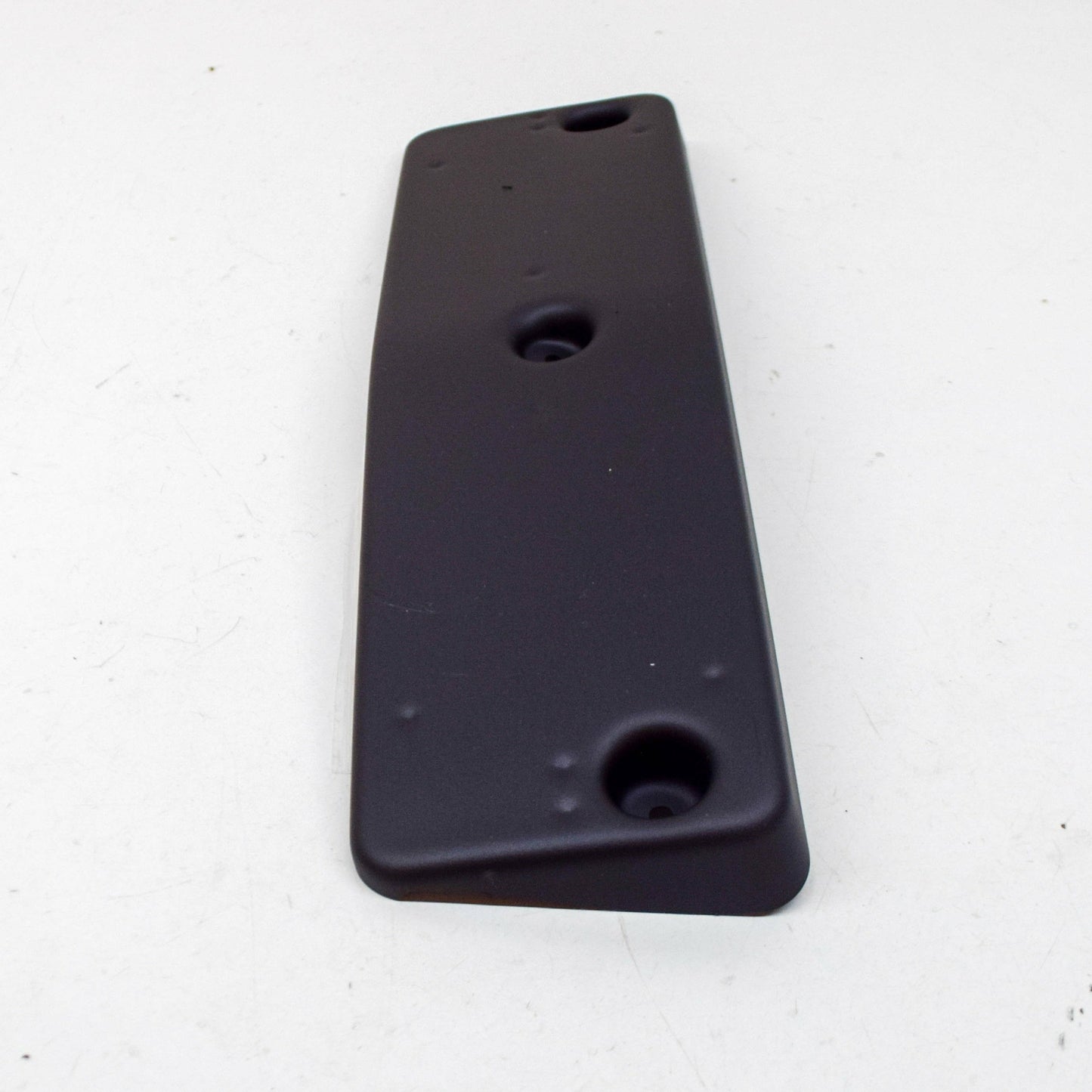 NEW MERCEDES-BENZ B W246 FRONT BUMPER LICENSE PLATE MOLDING A2468801100 ORIGINAL