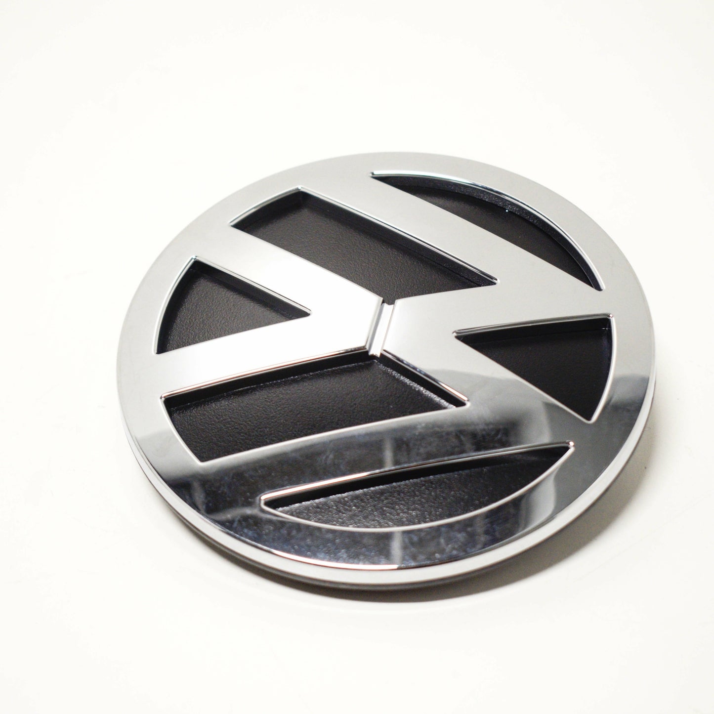 NEW VOLKSWAGEN CRAFTER REAR TRUNK BOOT EMBLEM BADGE 2E1853600 ORIGINAL