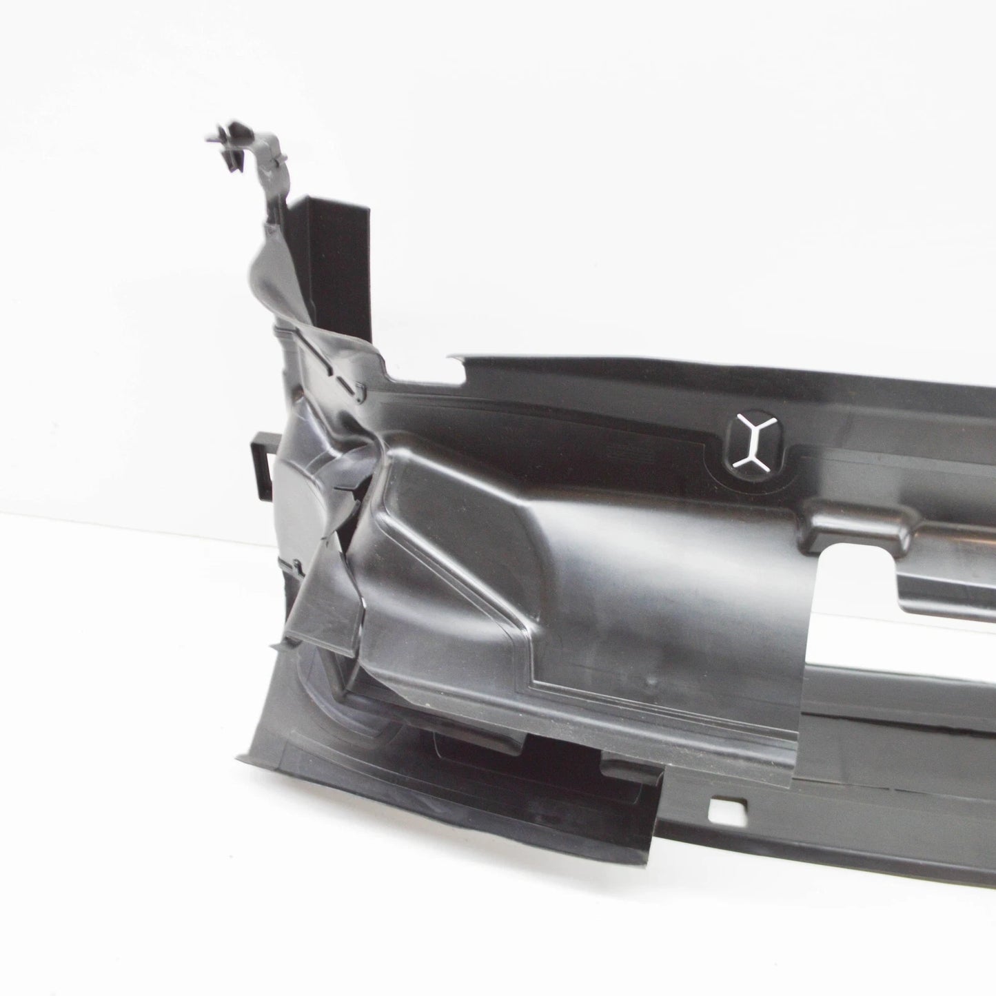 NEW BMW 4 F32 RADIATOR LOWER AIR DUCT 51747362288 7362288 2016 ORIGINAL