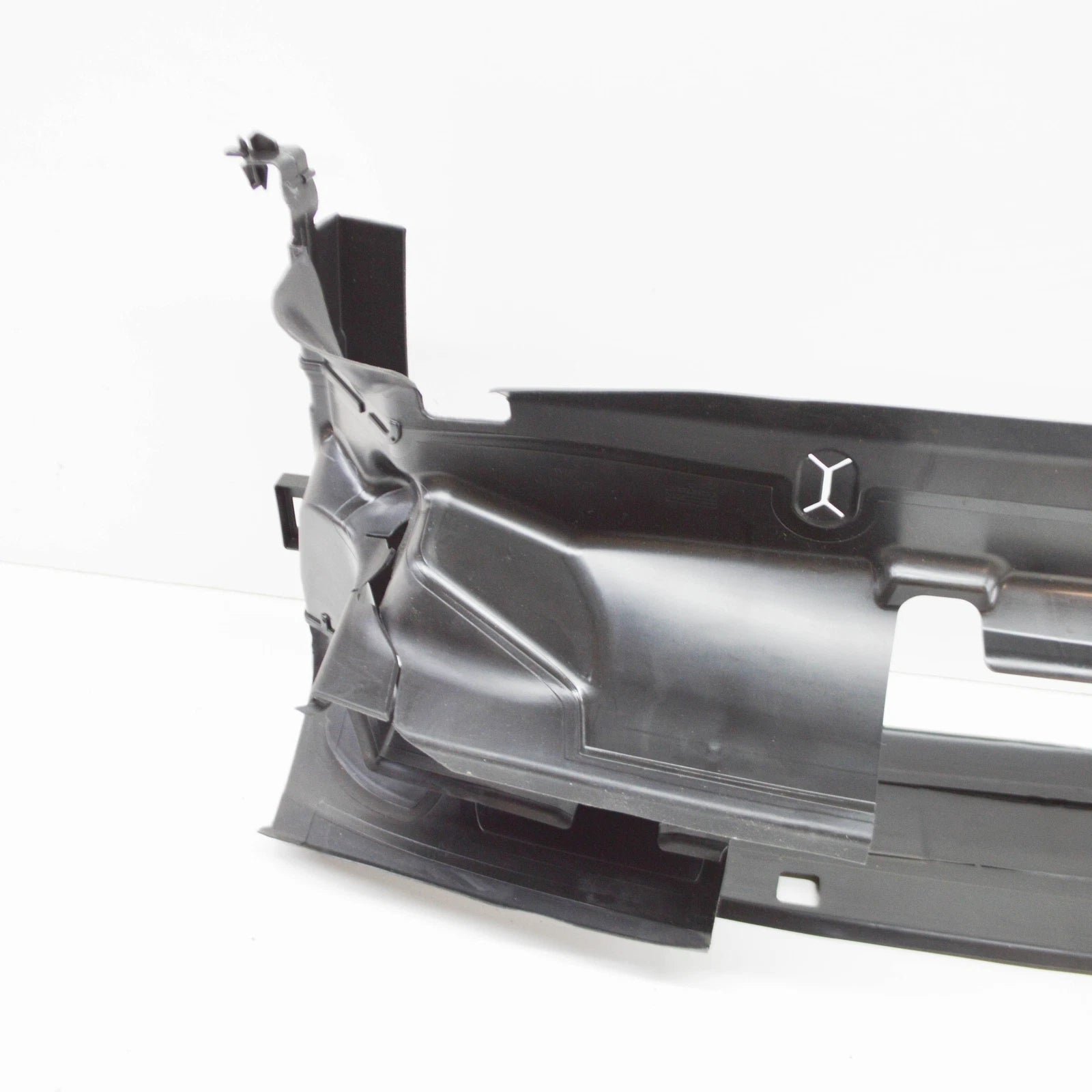 NEW BMW 4 F32 RADIATOR LOWER AIR DUCT 51747362288 7362288 2016 ORIGINAL