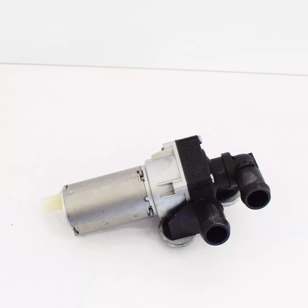 NEW BMW 3 E90 ADDITIONAL WATER PUMP 64118369806 2008 ORIGINAL
