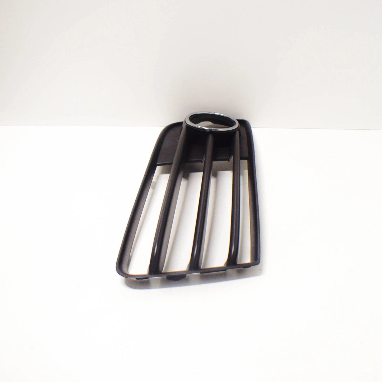 NEW AUDI TT 8J RIGHT FOG LIGHT GRILLE 8J0807682JT94 2010 ORIGINAL