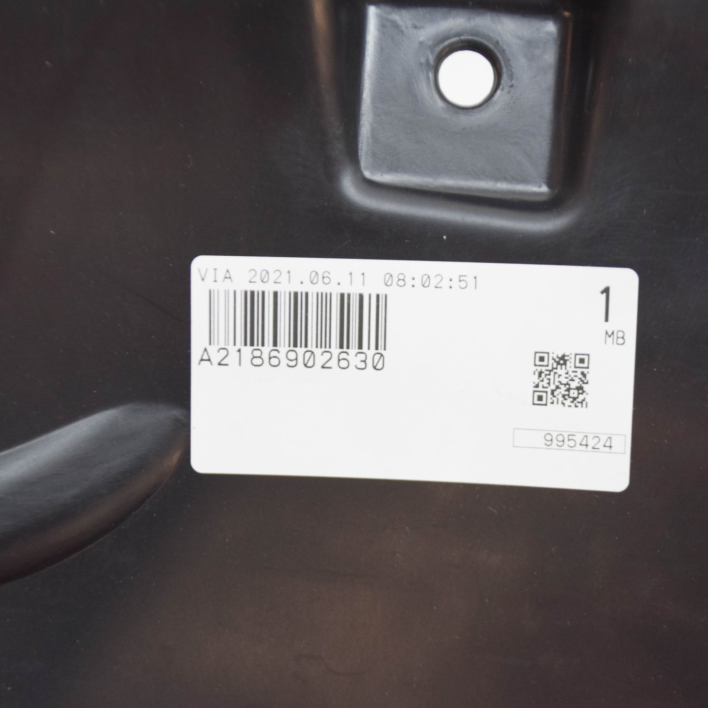 new mercedes-benz cls c218 front right wheel house covering a2186902630 original