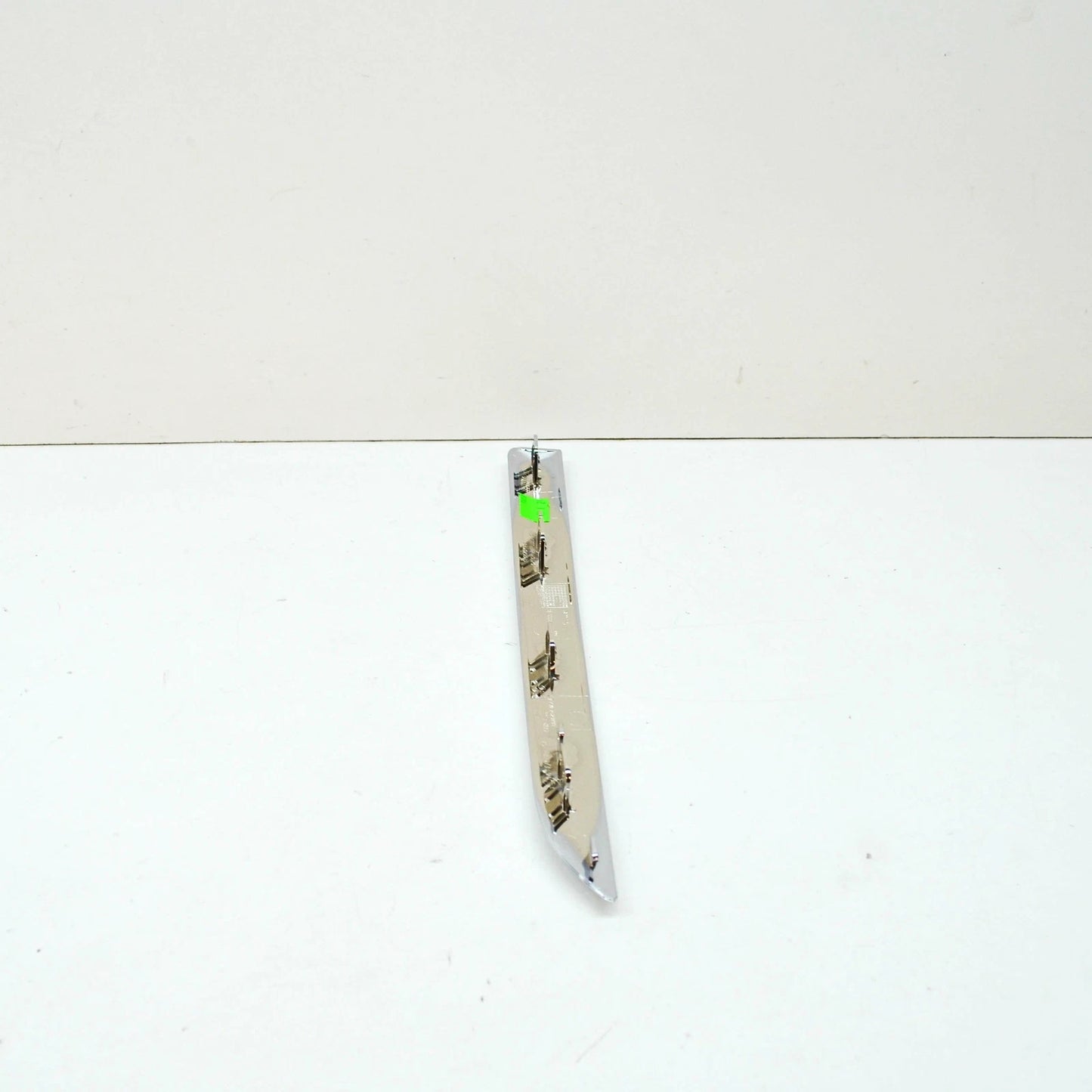 NEW BMW 7 G11 G12 M CHROME REAR RIGHT BUMPER MOLDING TRIM 51128076424 ORIGINAL